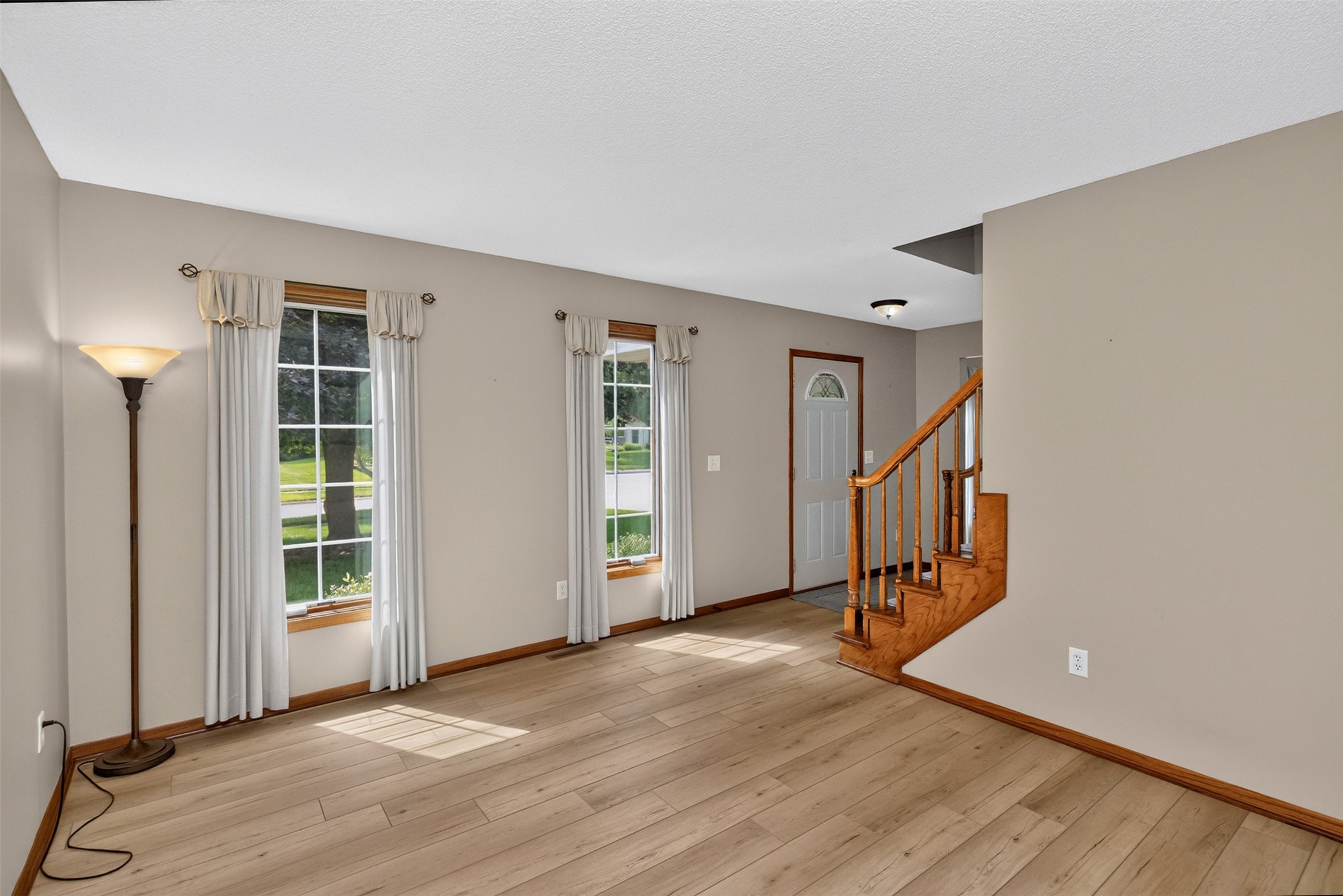 5849 Brentwood Circle Property Photo 3