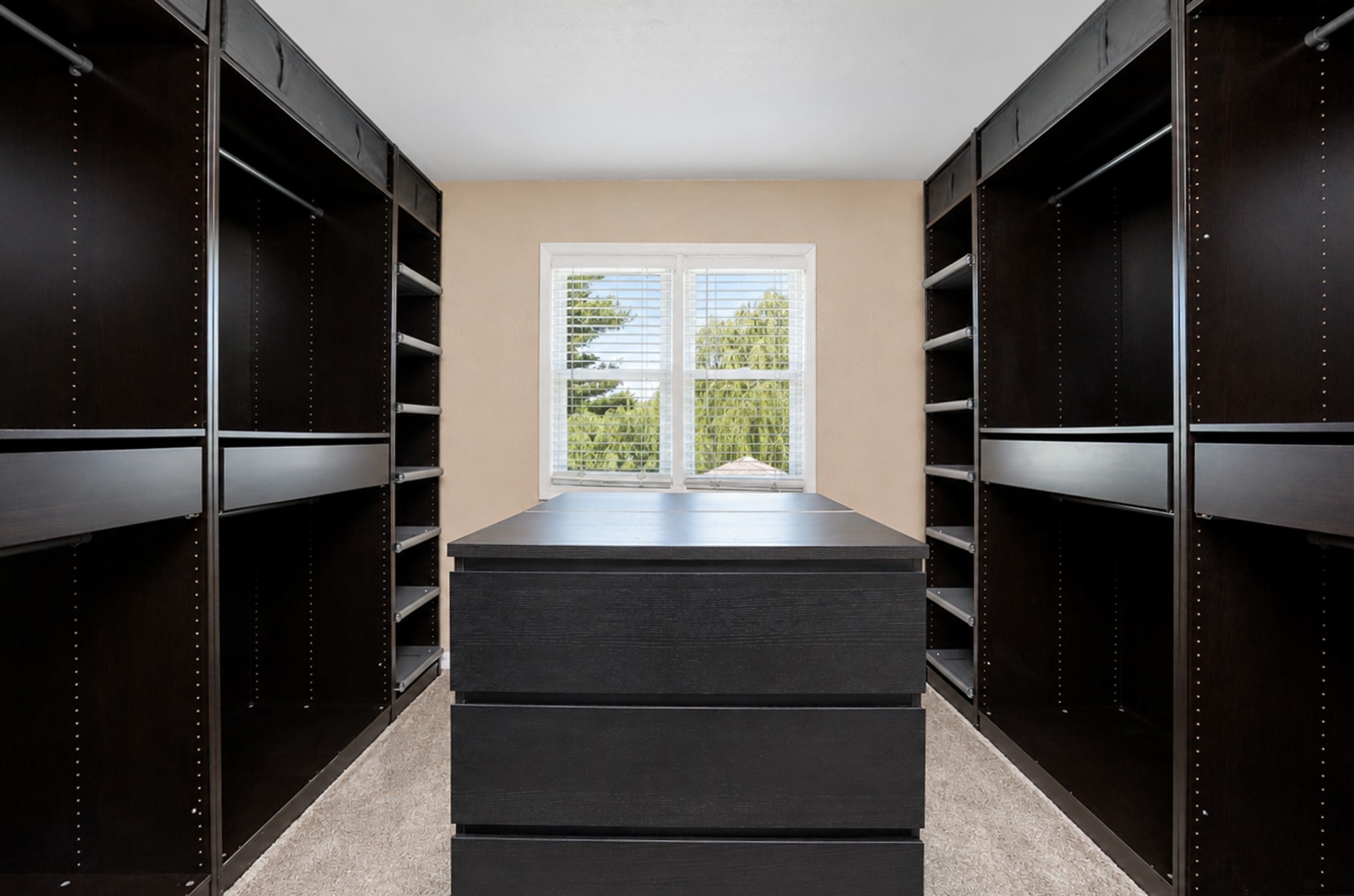 4119 70th Street Property Photo 19
