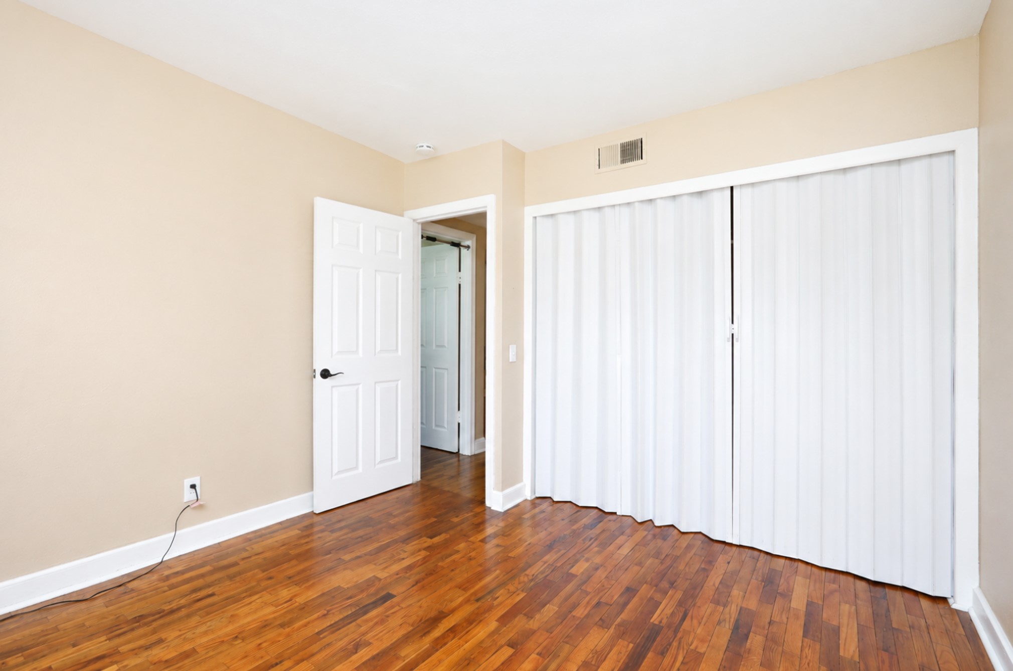 4119 70th Street Property Photo 24