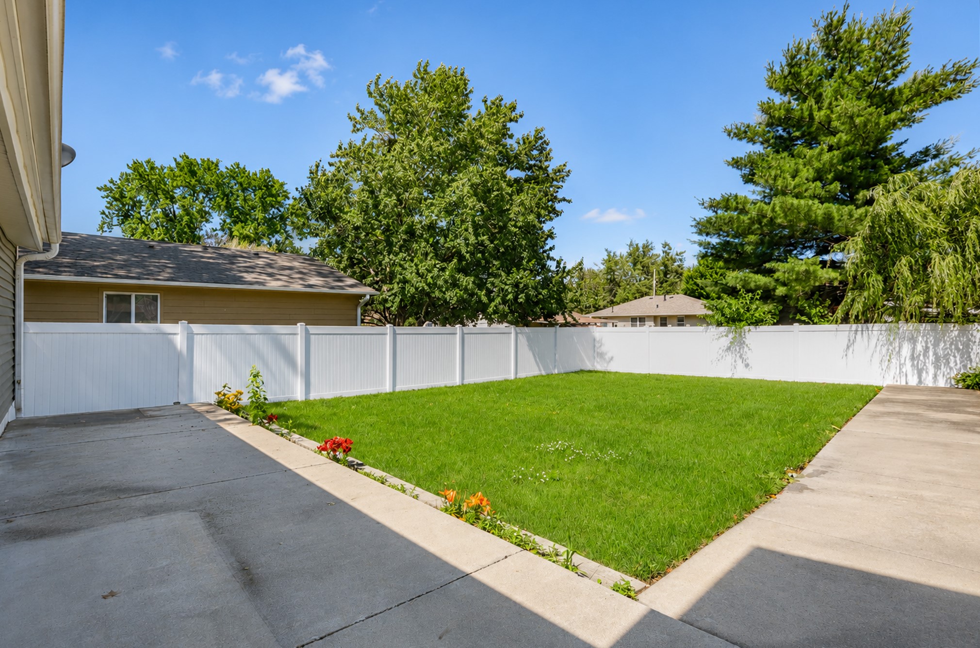 4119 70th Street Property Photo 34