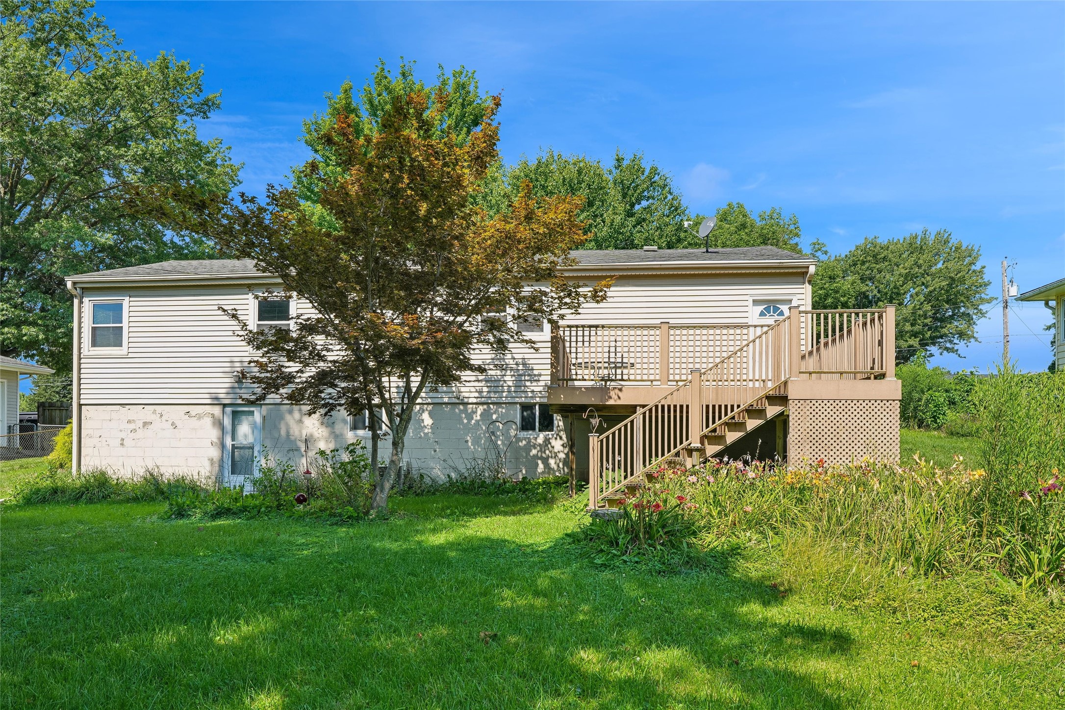 8041 Crestview Drive Property Photo 19
