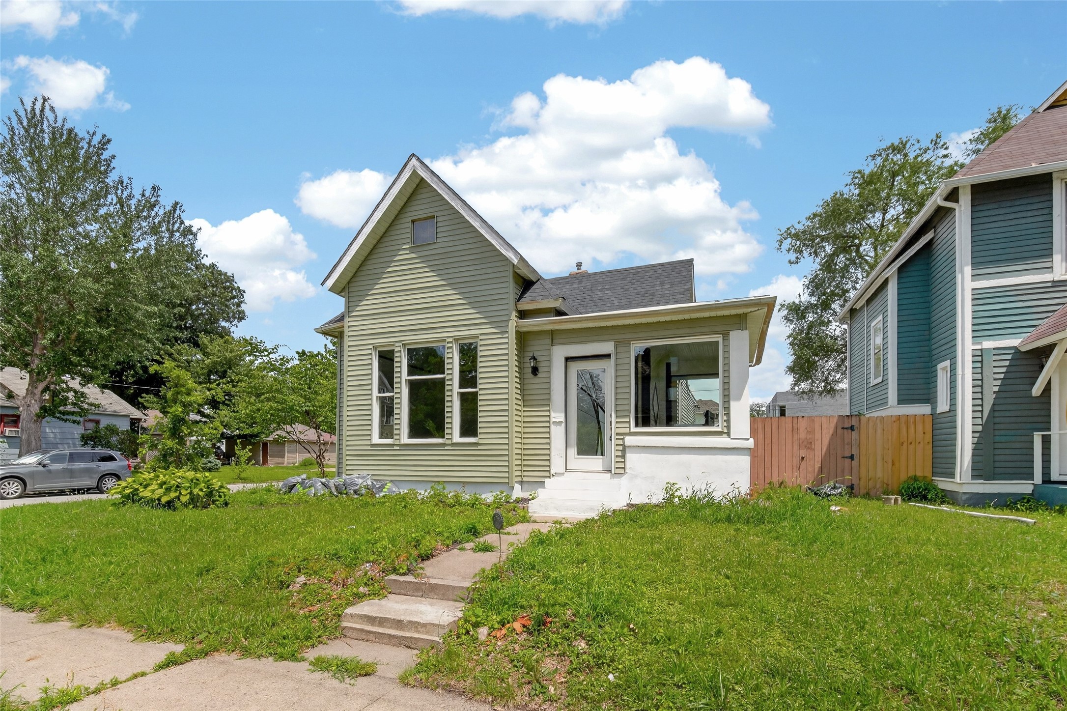 1735 7th Street Property Photo 3