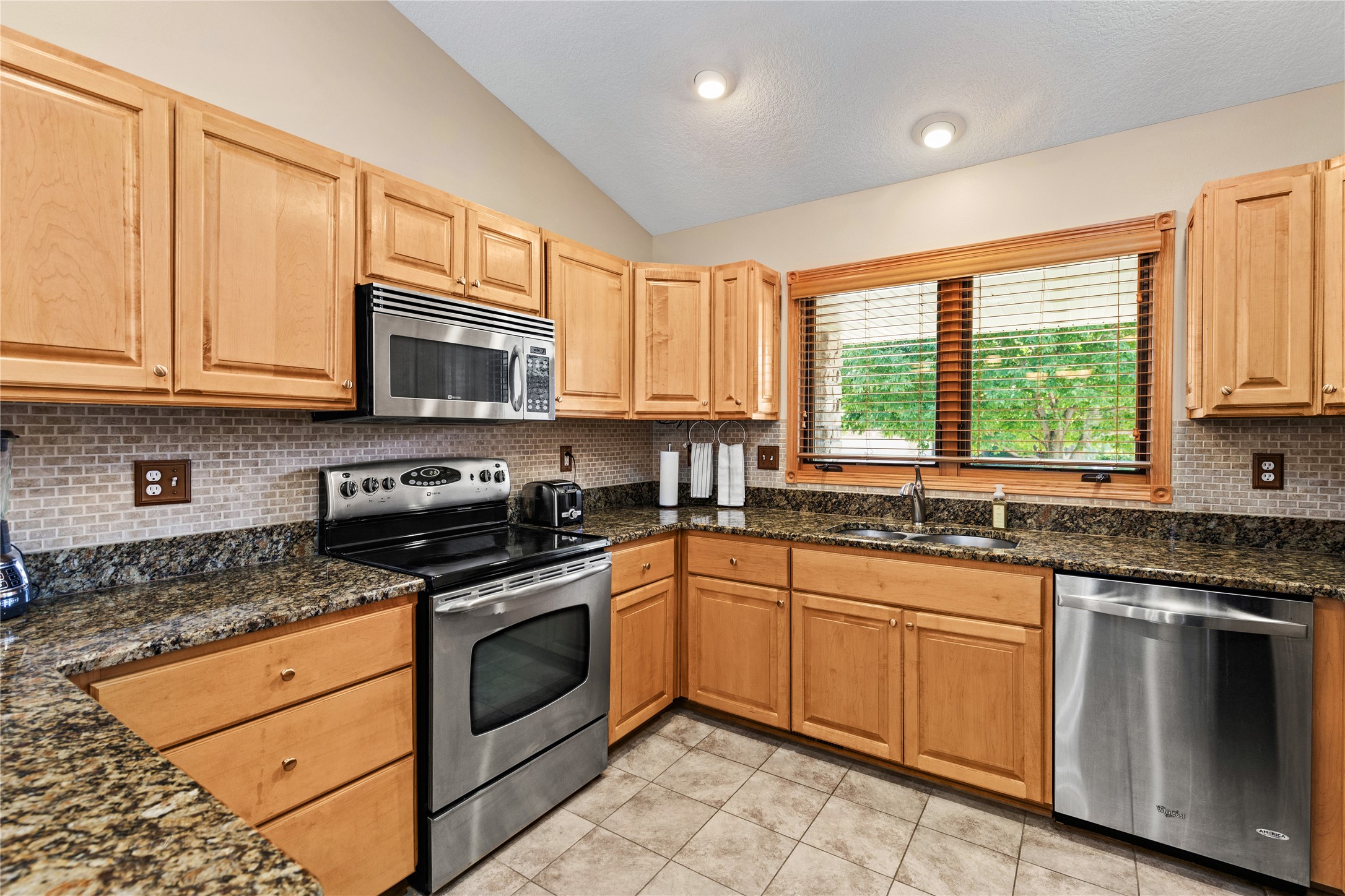 4608 154th Street Property Photo 5