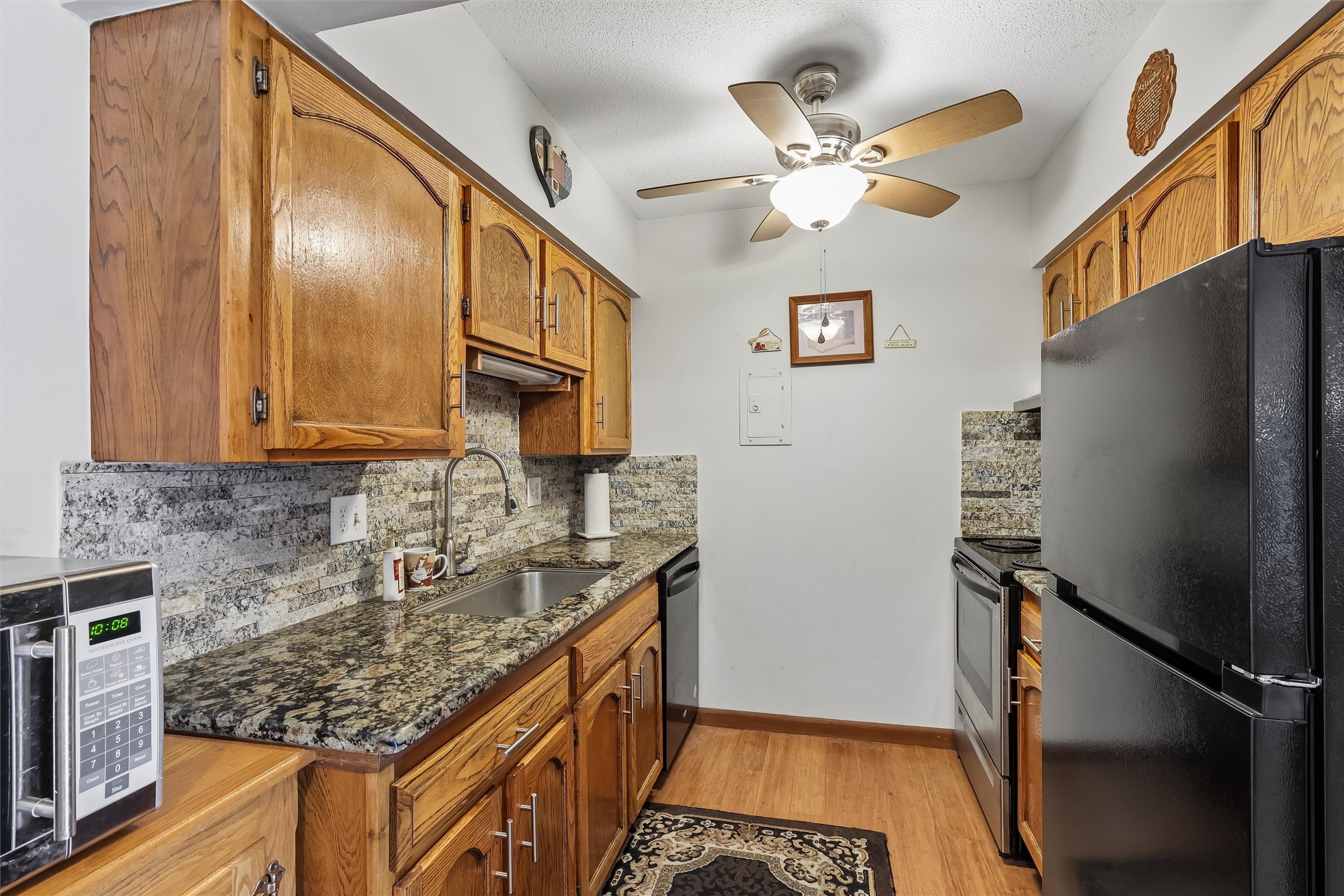1900 50th Street 2 Property Photo 8