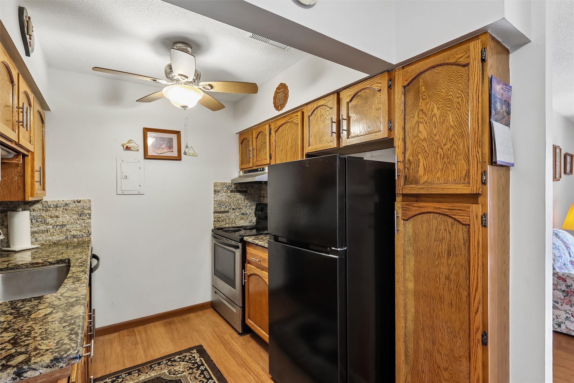 1900 50th Street 2 Property Photo 9
