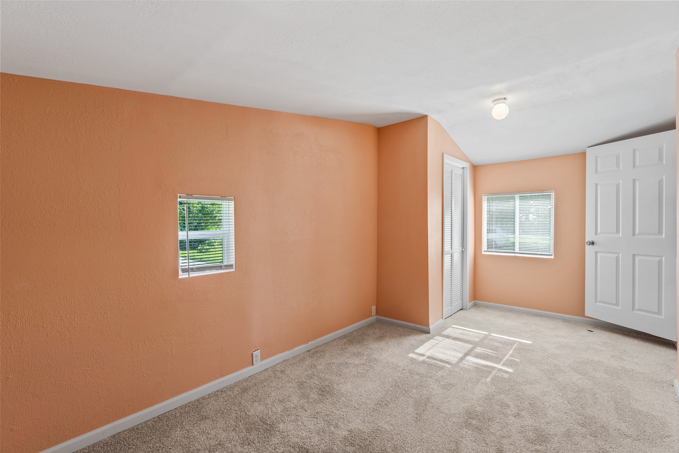 716 N Main Street Property Photo 13