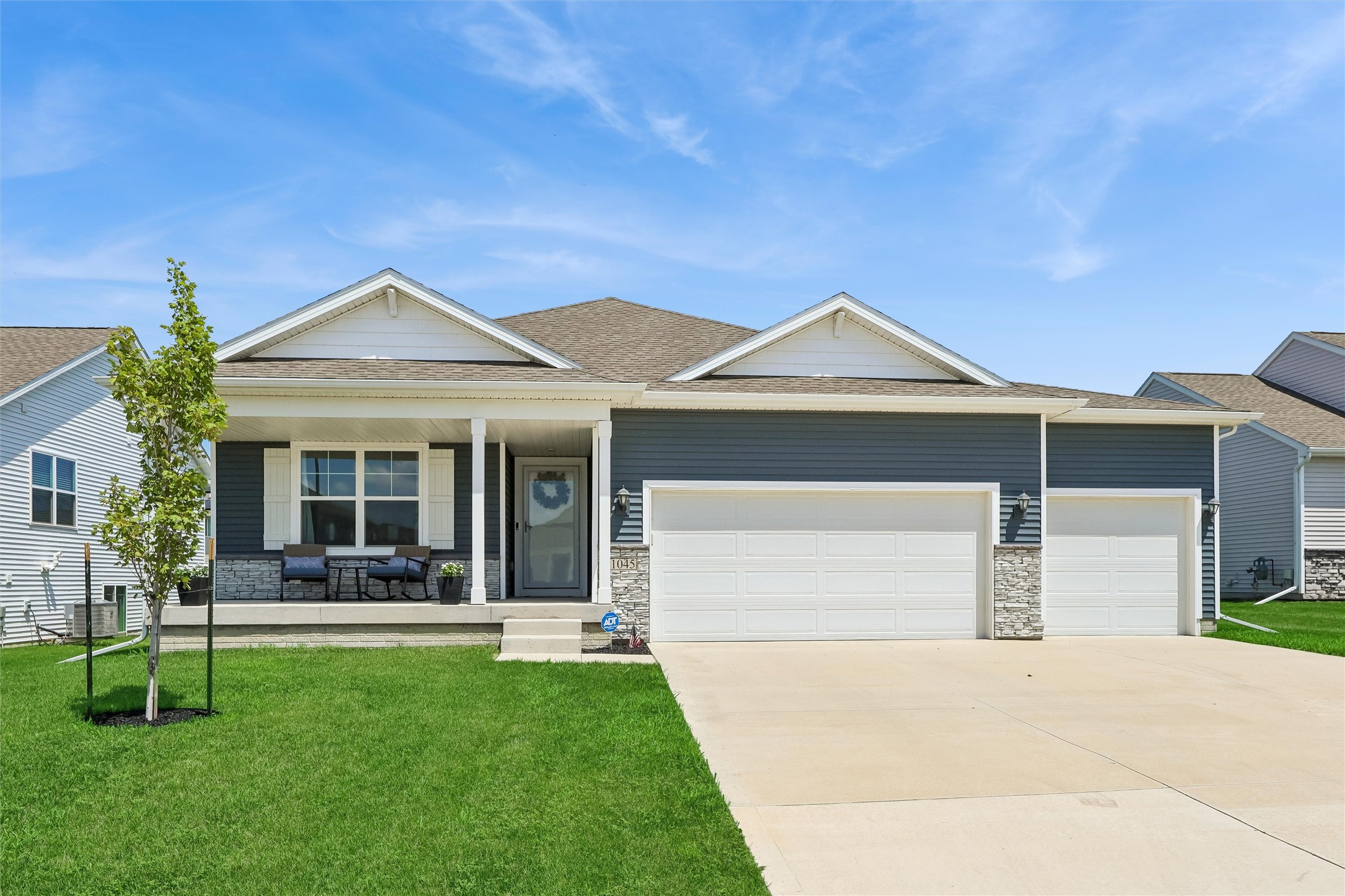1045 Northview Drive Property Photo 1