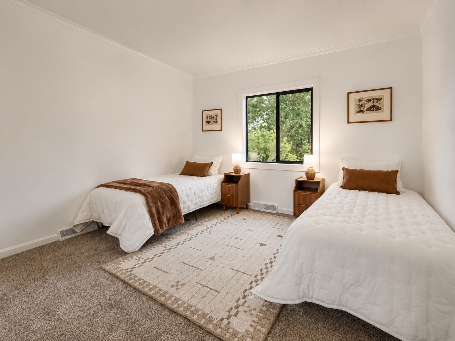 10050 Ne University Avenue Property Photo 14