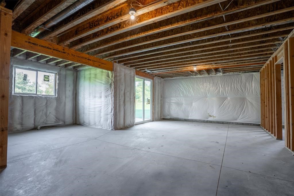 537 Se Walnut Woods Drive Property Photo 25