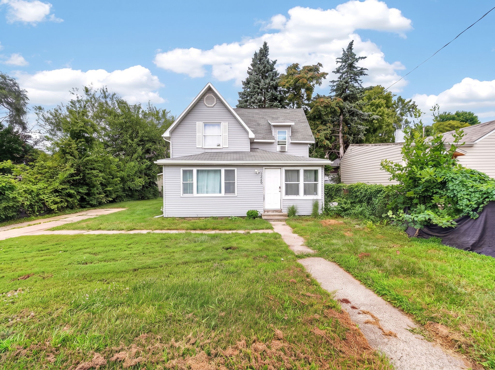 148 E Sheridan Avenue Property Photo 1