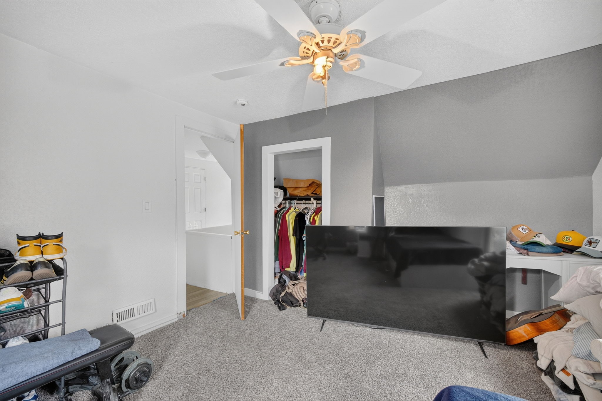 148 E Sheridan Avenue Property Photo 22