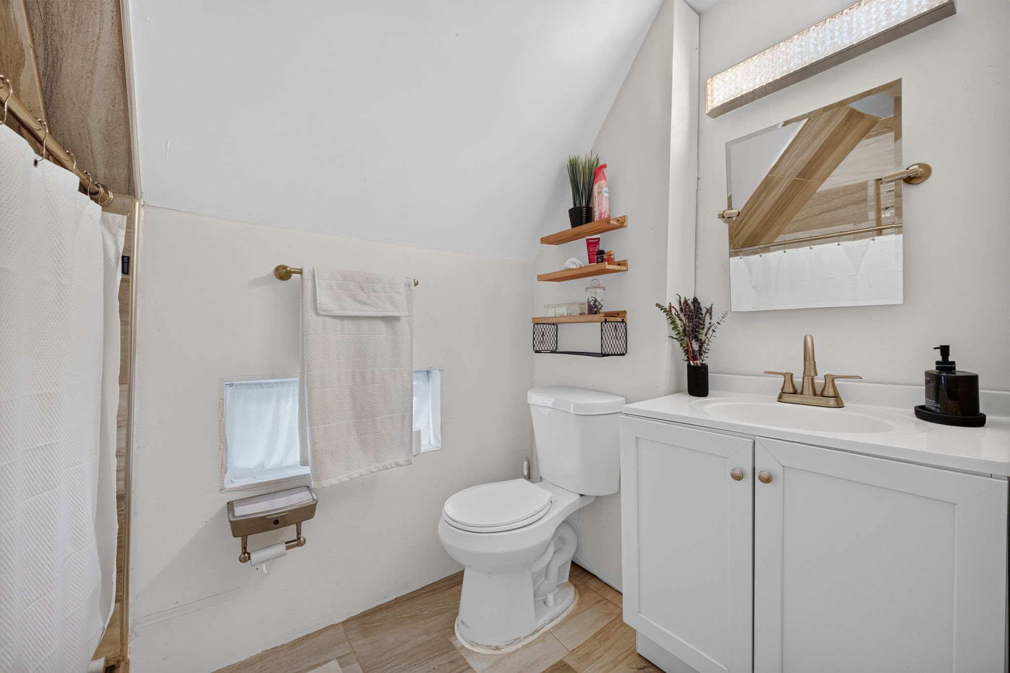 148 E Sheridan Avenue Property Photo 23