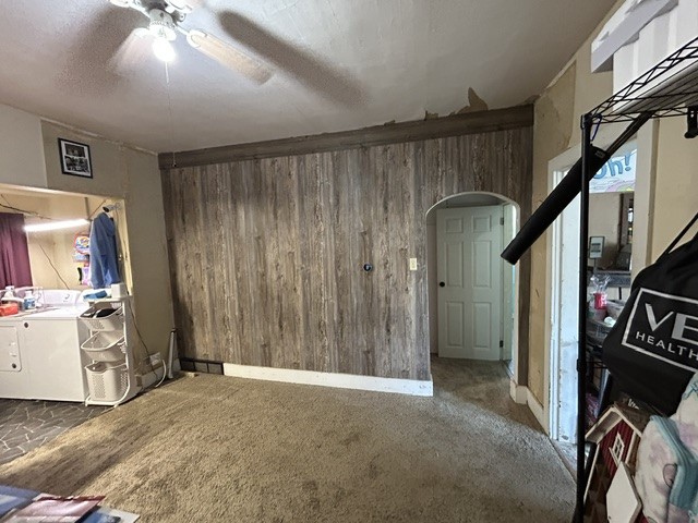 607 S Elm Street Property Photo 7