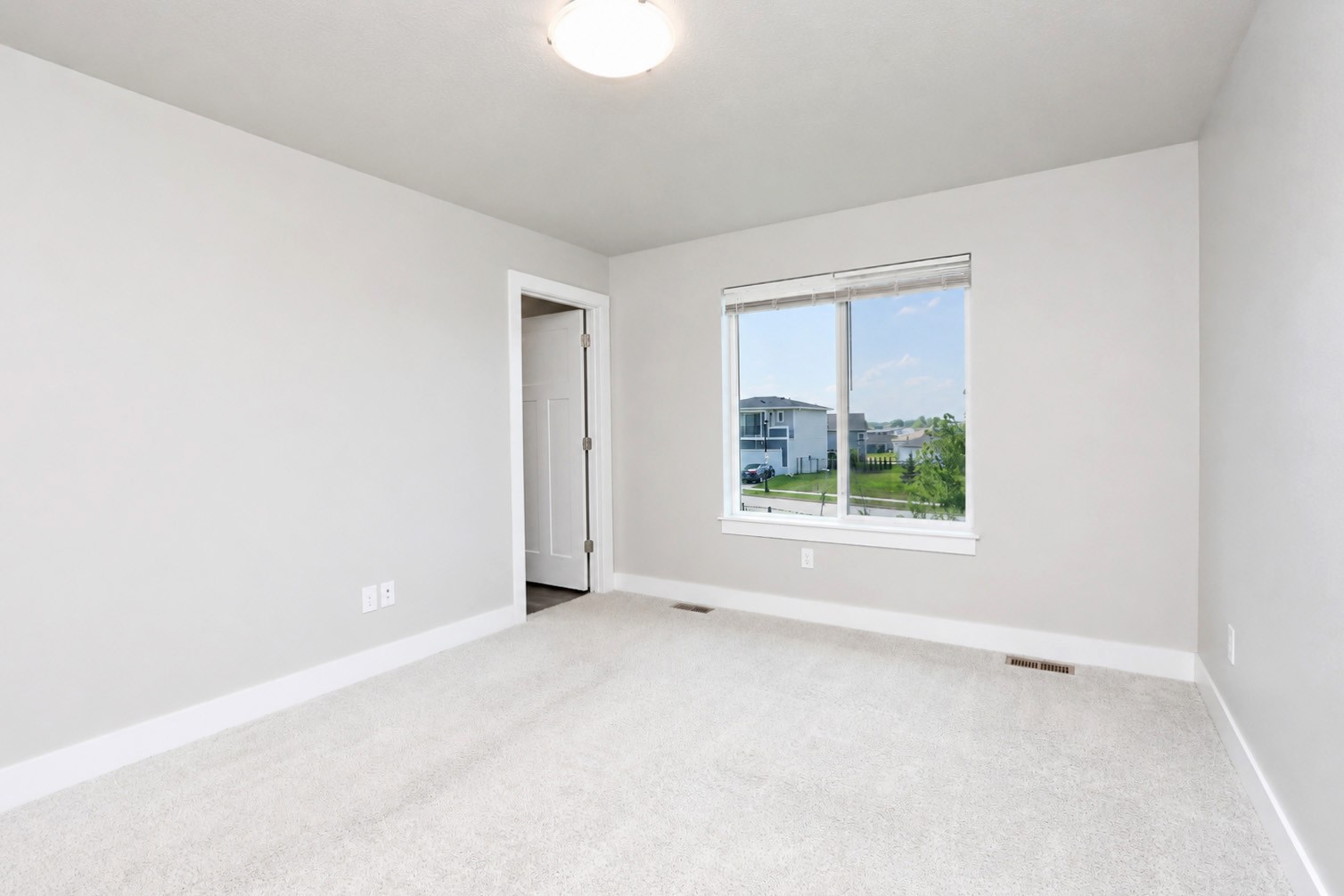 1504 Ne Polk Drive Property Photo 21