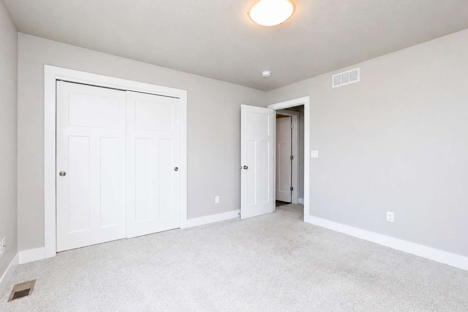 1504 Ne Polk Drive Property Photo 26