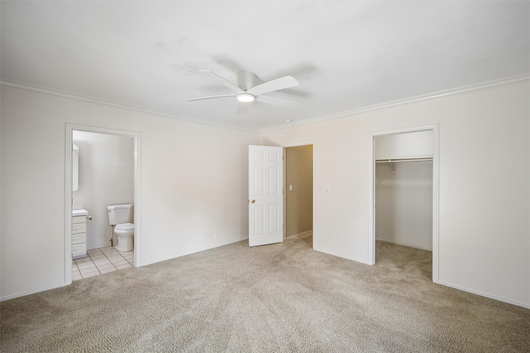 3828 Hunter Avenue Property Photo 13