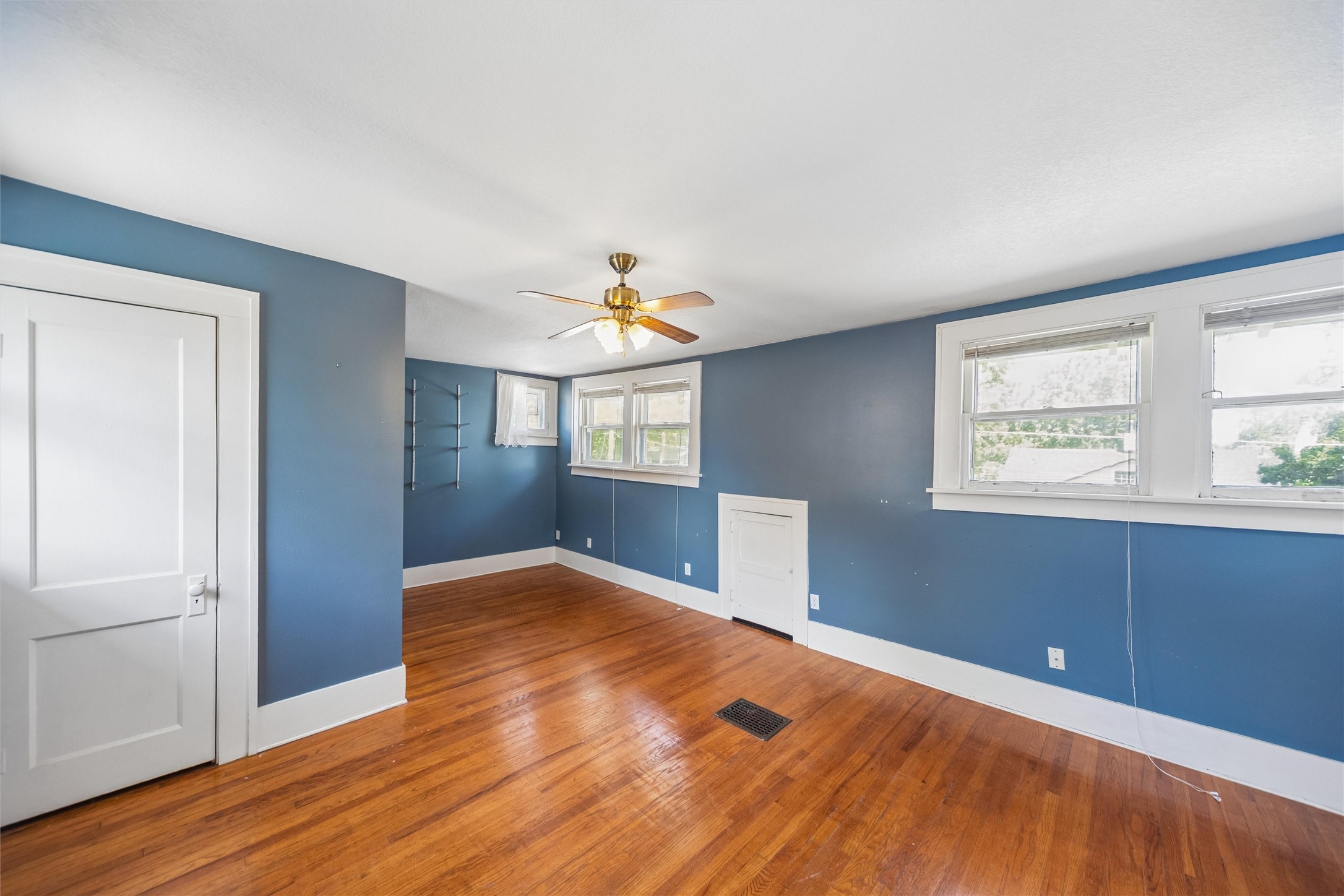 3828 Hunter Avenue Property Photo 21