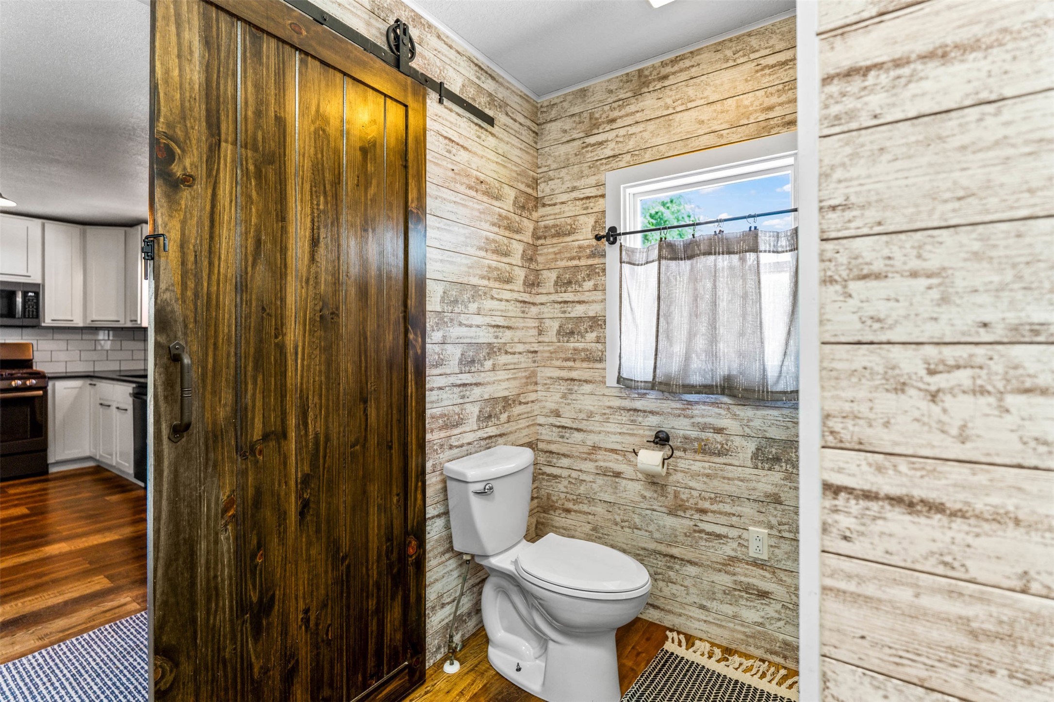 1834 Eaton Avenue Property Photo 7