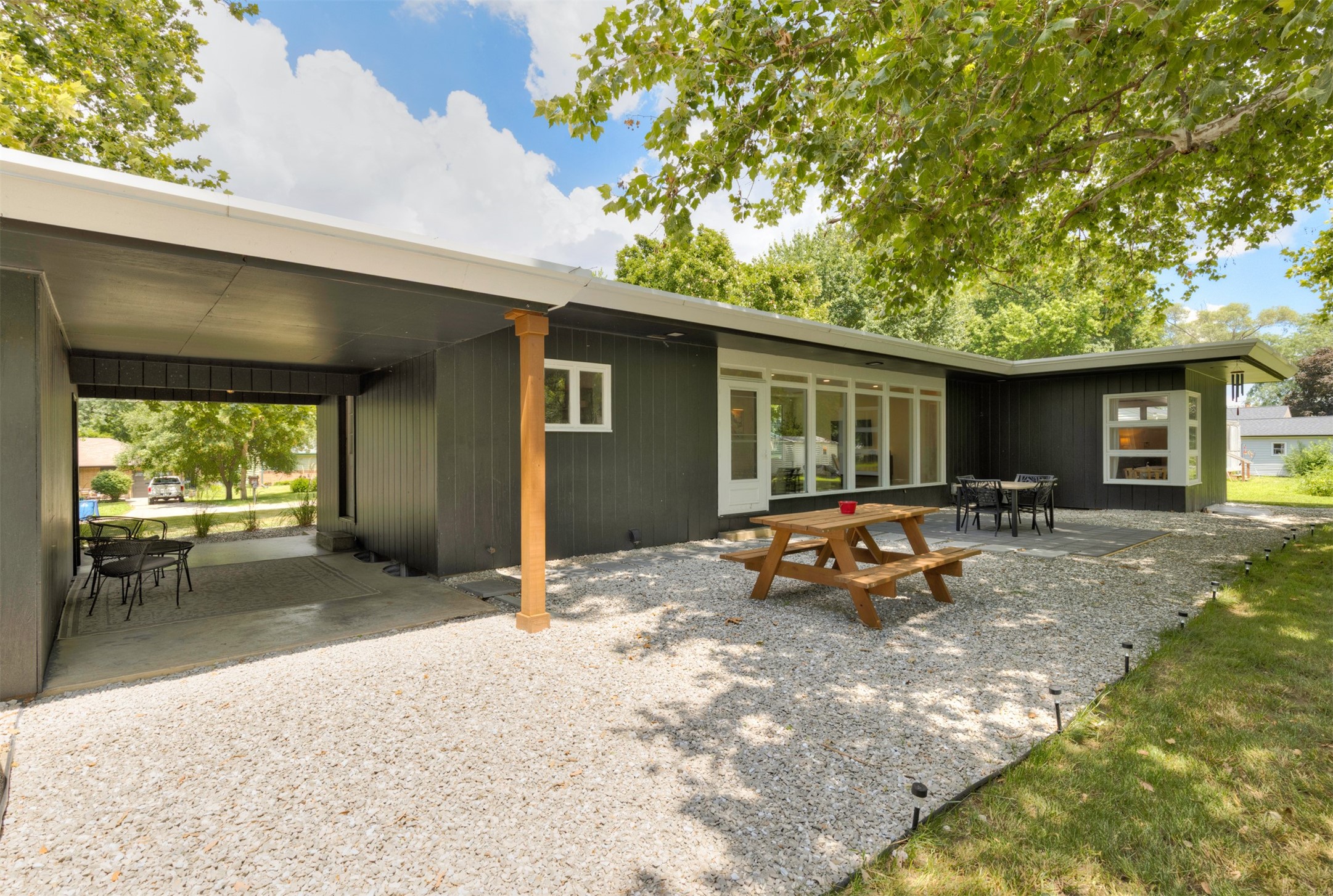 2316 Wakonda View Drive Property Photo 4