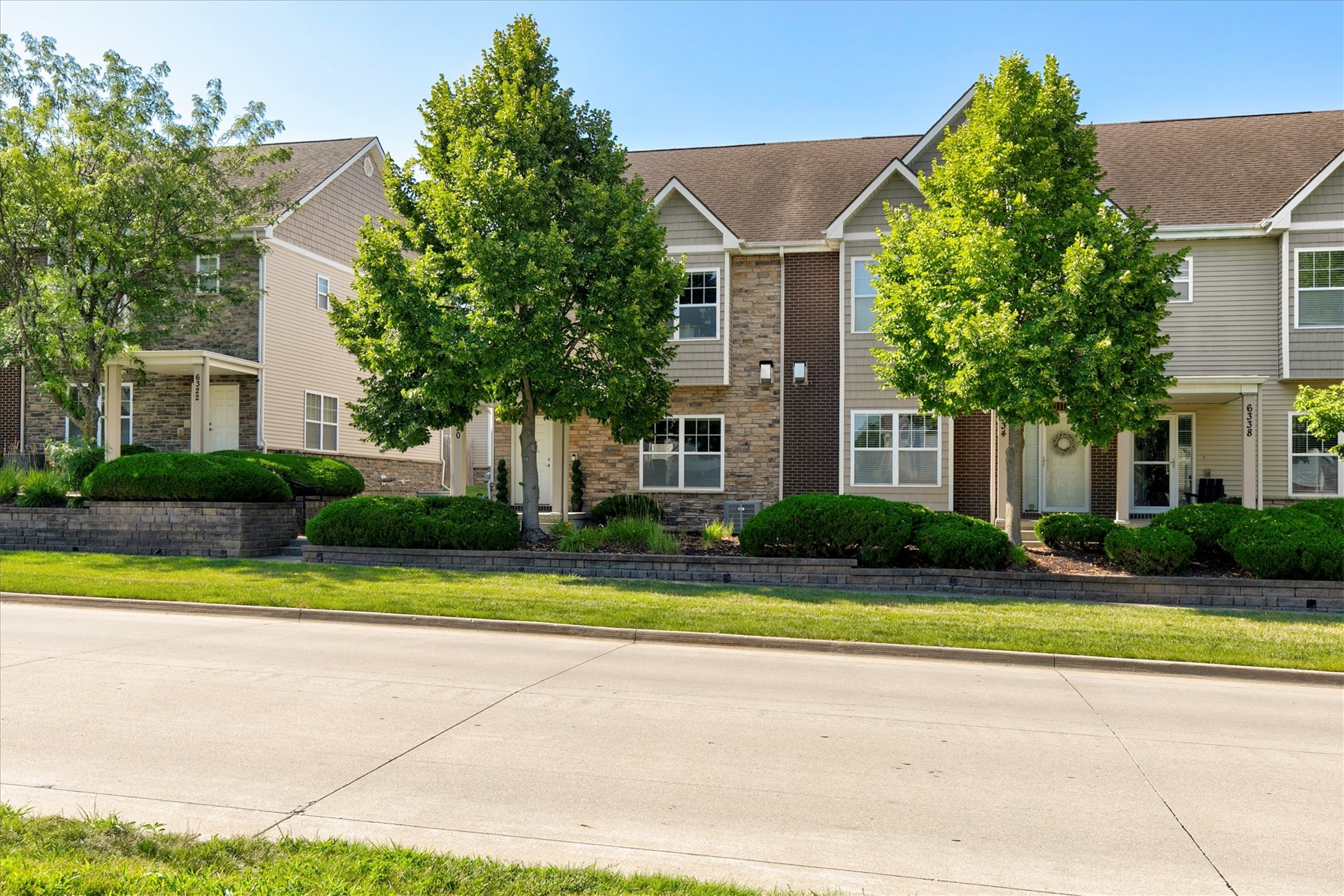 6330 Beechtree Drive 10107 Property Photo 2