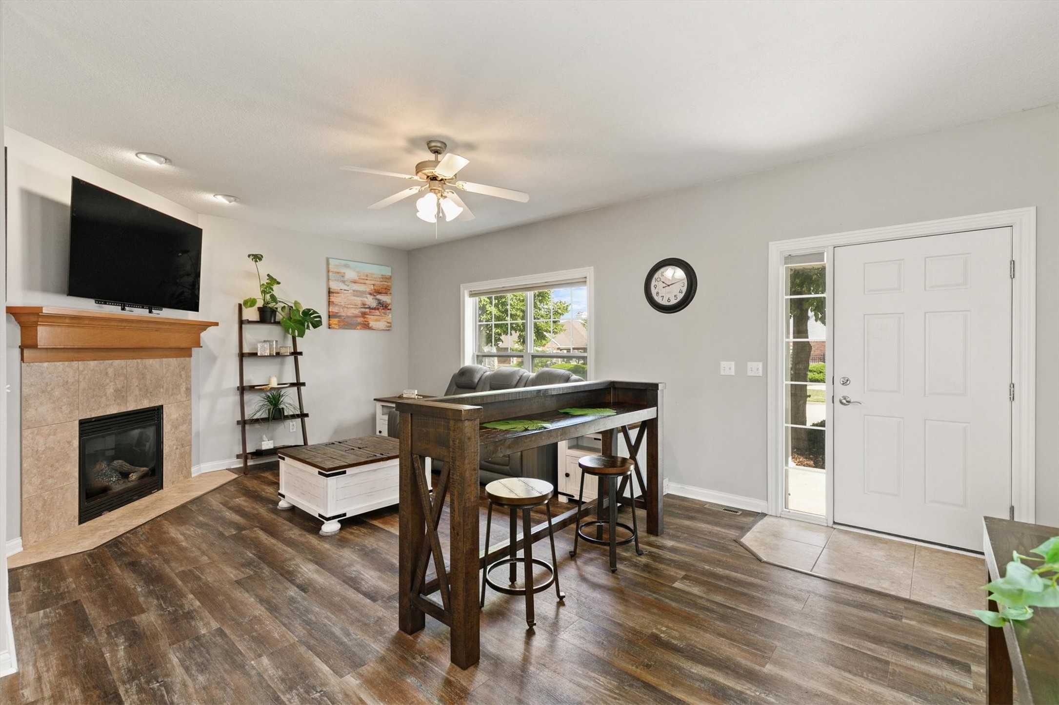 6330 Beechtree Drive 10107 Property Photo 4