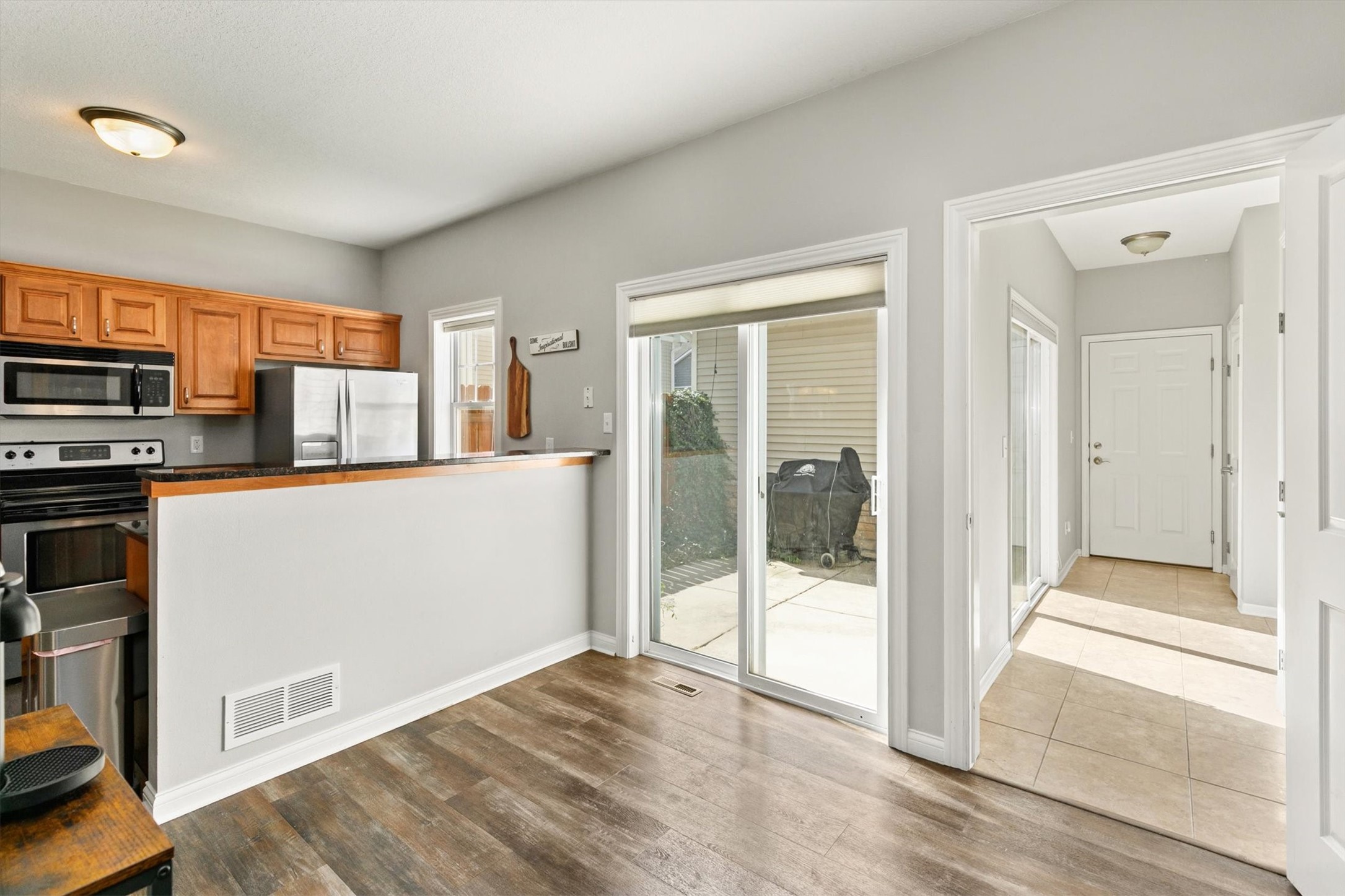 6330 Beechtree Drive 10107 Property Photo 10