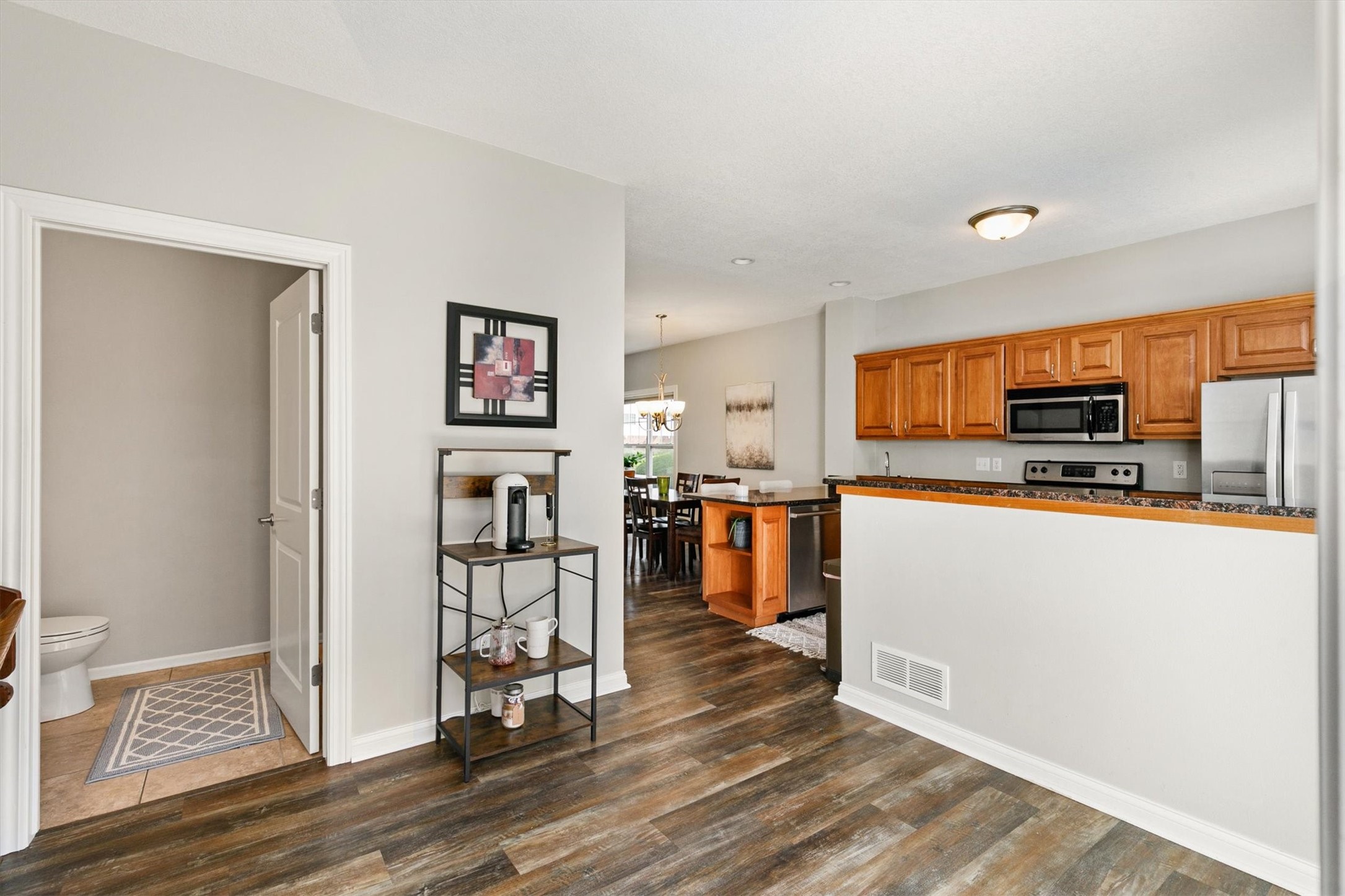6330 Beechtree Drive 10107 Property Photo 12