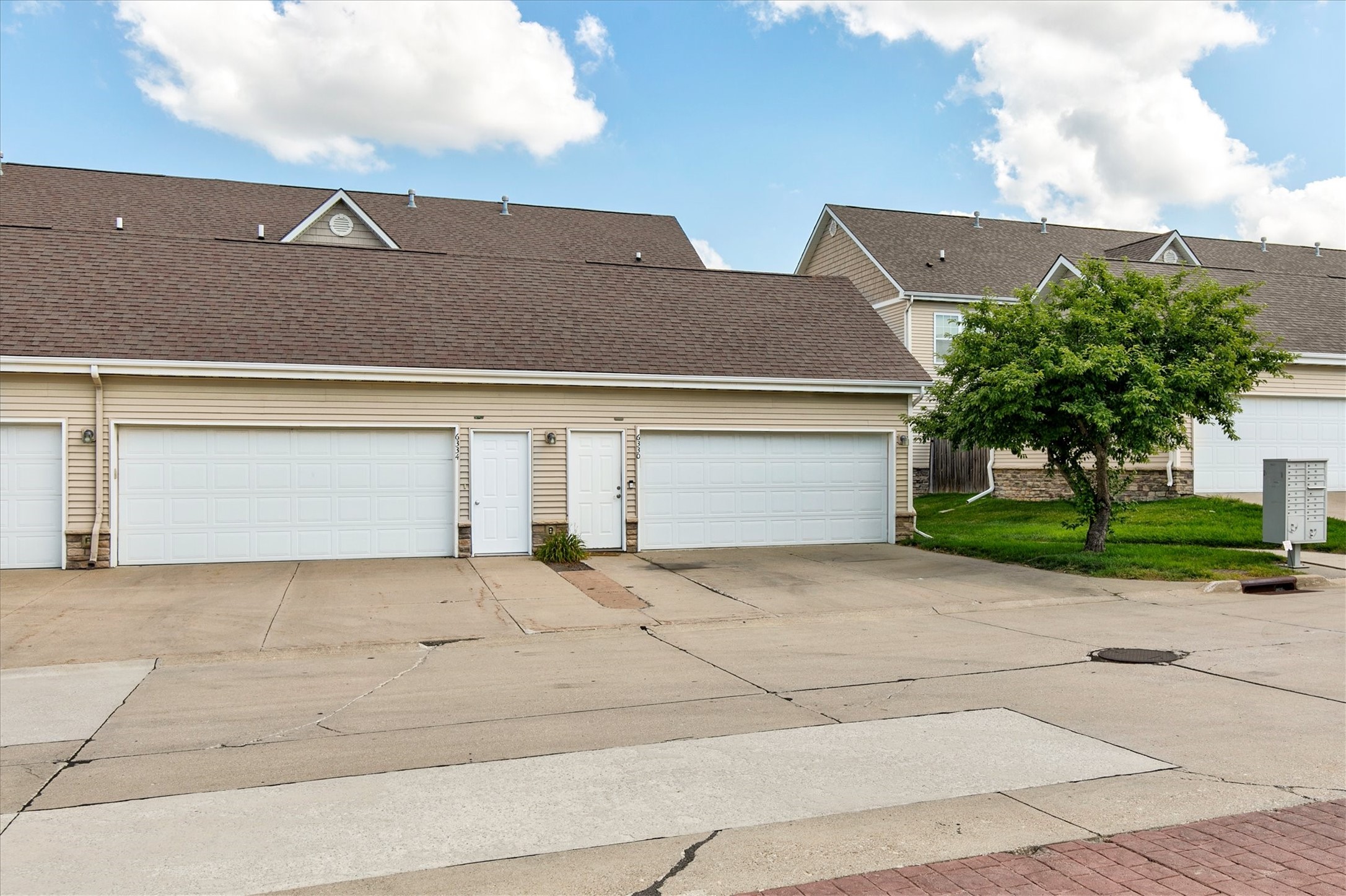 6330 Beechtree Drive 10107 Property Photo 30
