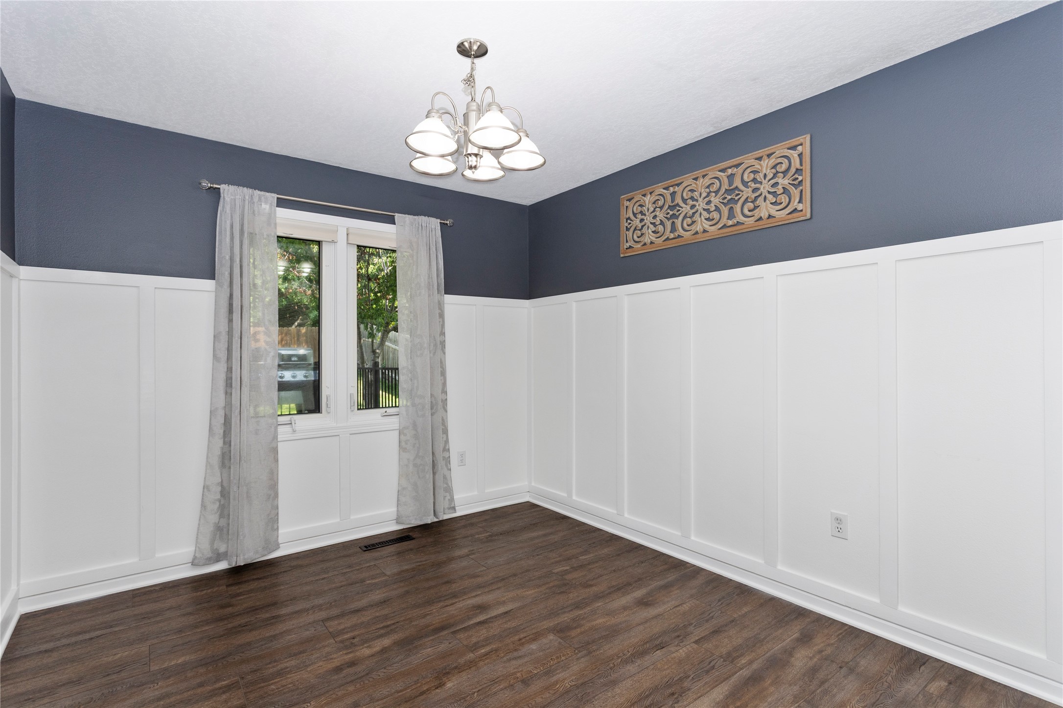 2701 Scenic Valley Drive Property Photo 10