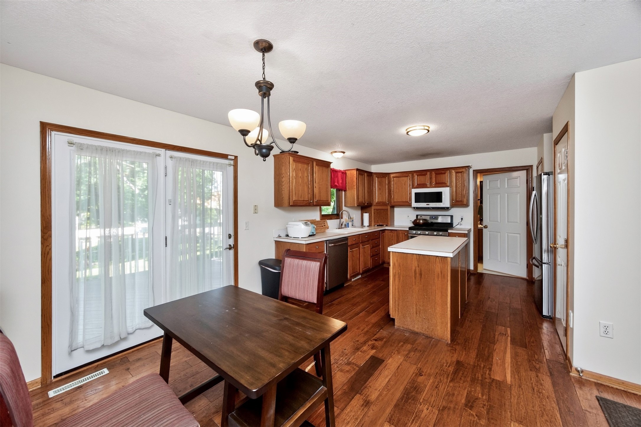 4616 93rd Street Property Photo 11