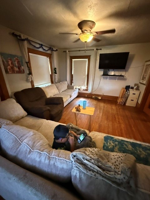 1201 Grand Street Property Photo 5