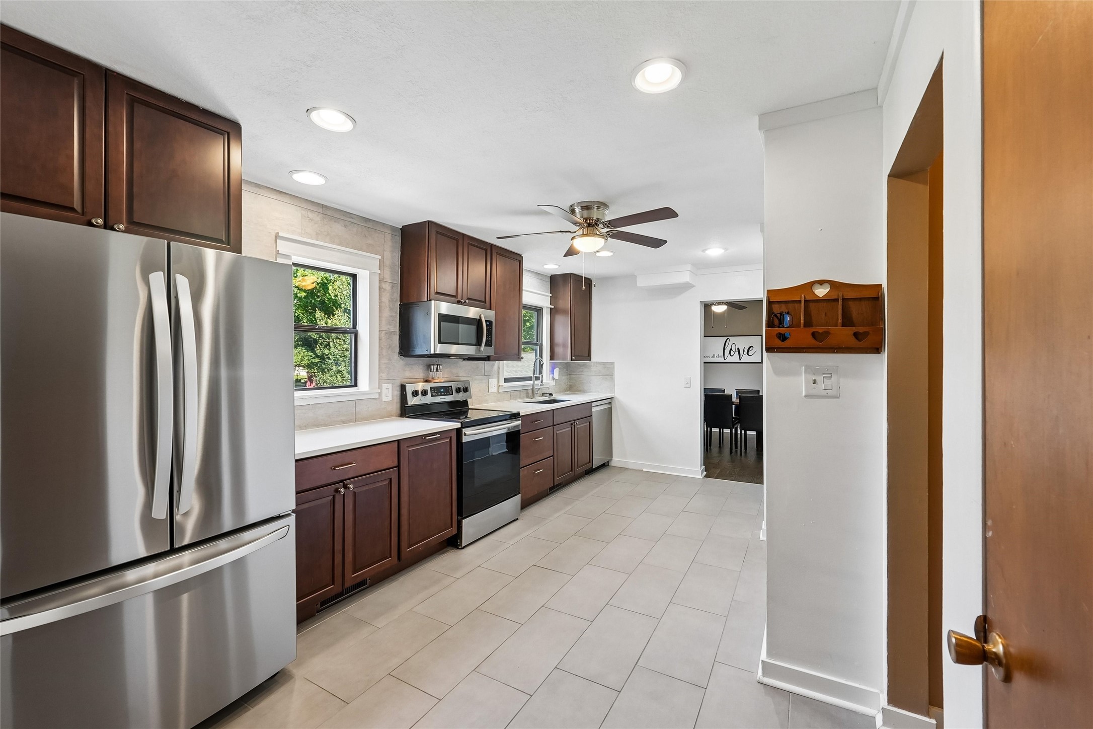 7300 Prairie Avenue Property Photo 3