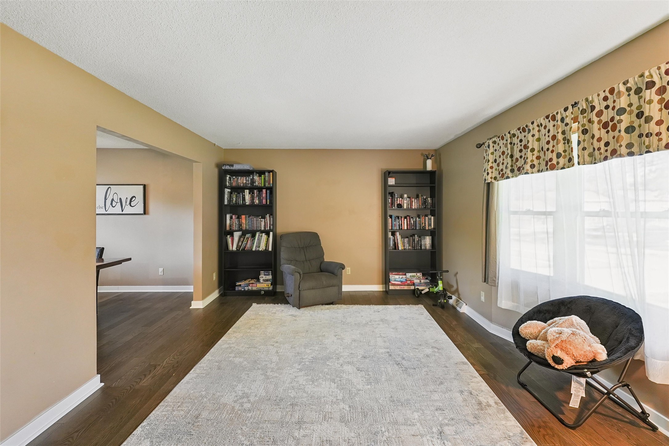 7300 Prairie Avenue Property Photo 8