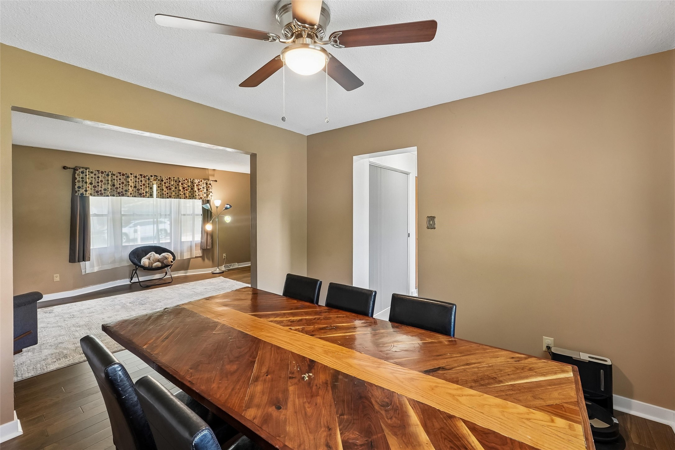 7300 Prairie Avenue Property Photo 11