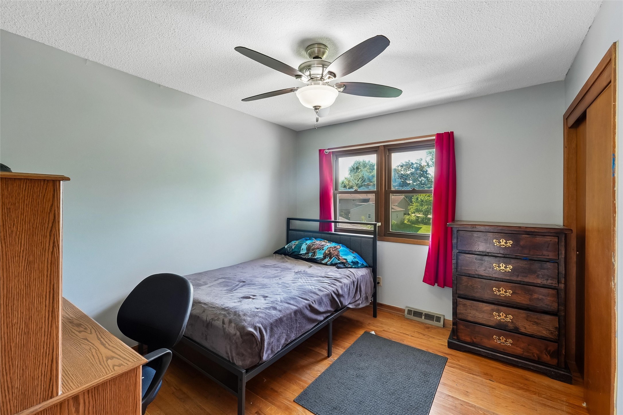 7300 Prairie Avenue Property Photo 17