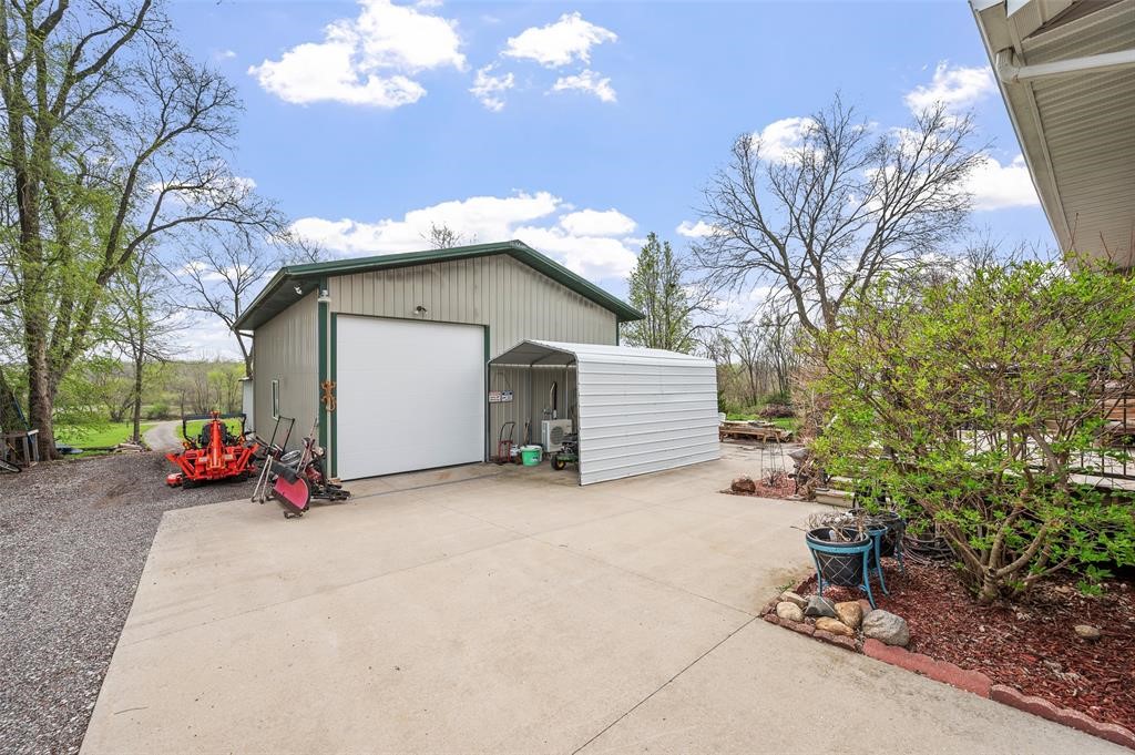 4555 Ne 34th Court Property Photo 4