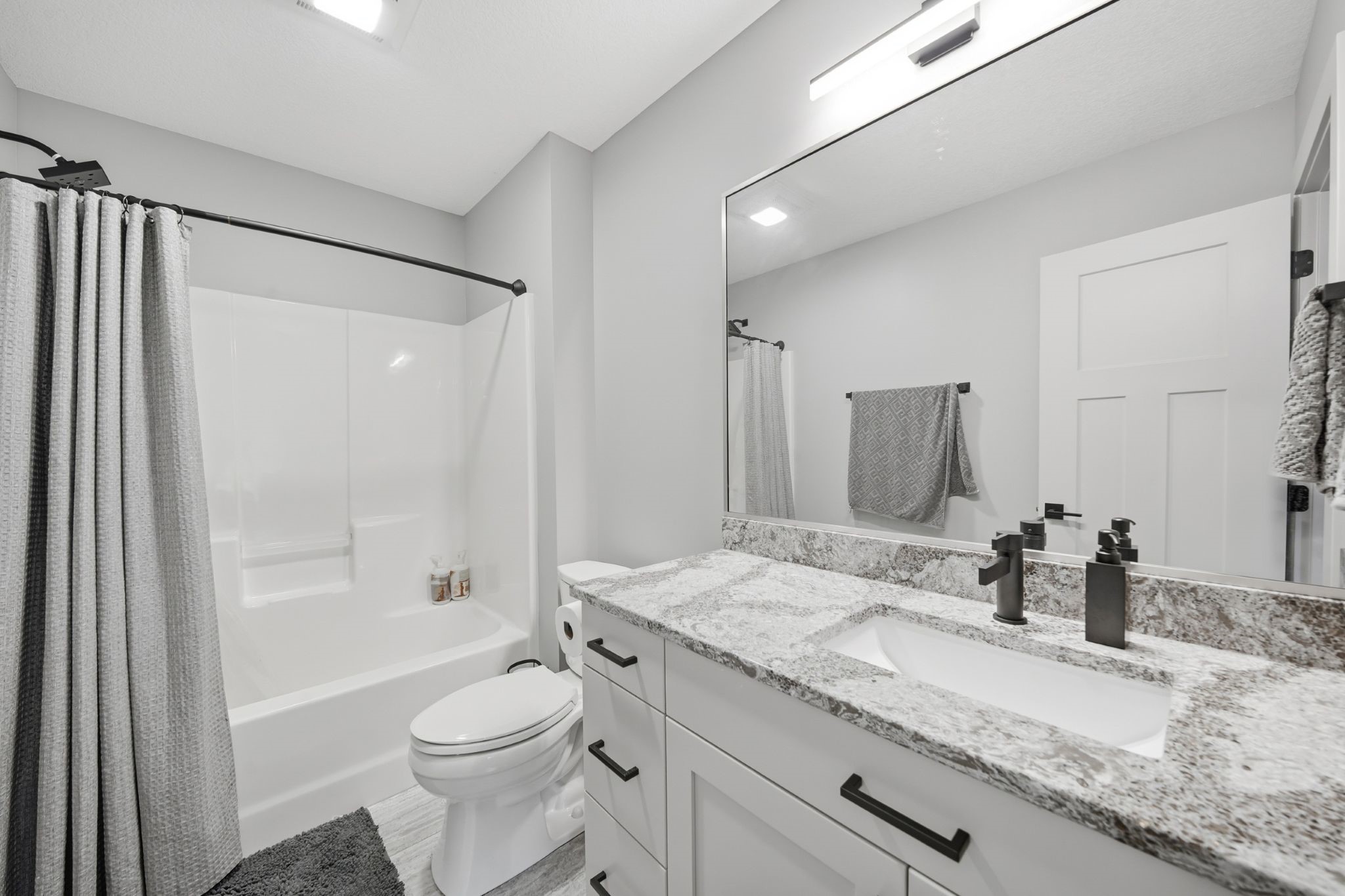 1824 Falcon Drive Property Photo 25