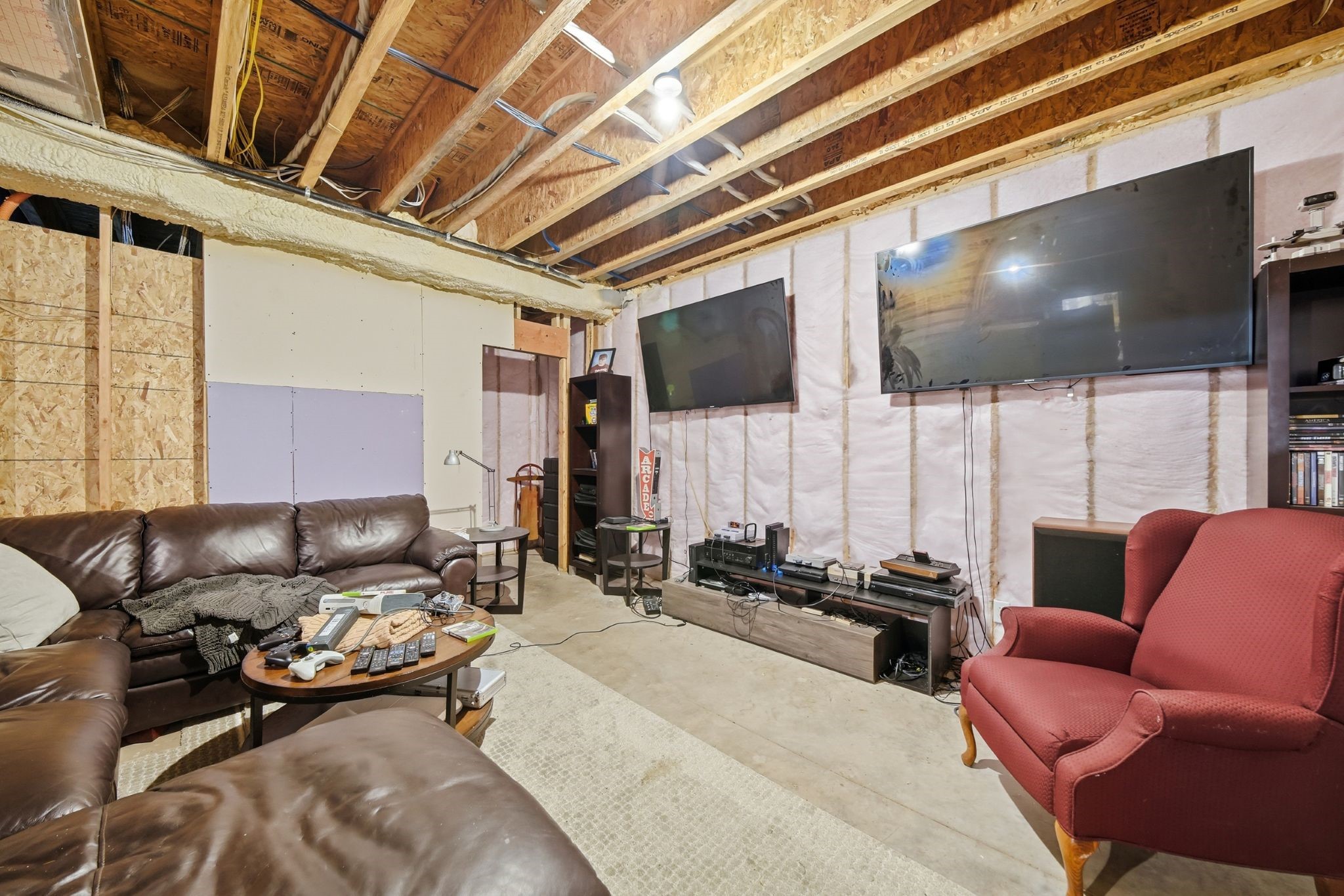 1824 Falcon Drive Property Photo 27