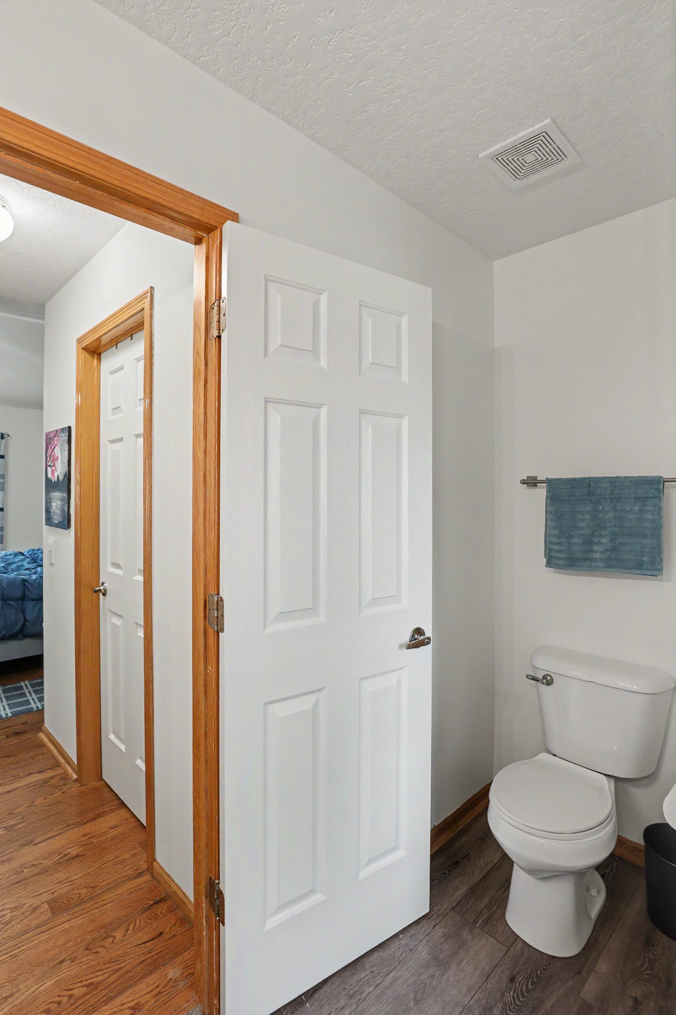 2405 E Luster Lane Property Photo 27