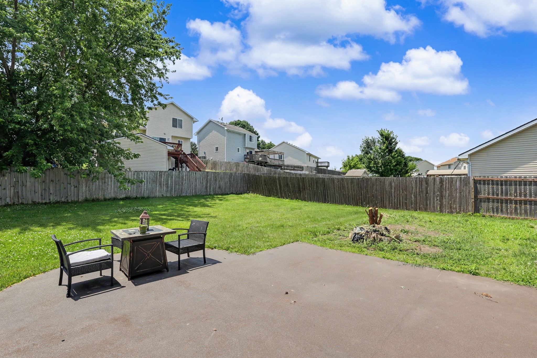 2405 E Luster Lane Property Photo 35