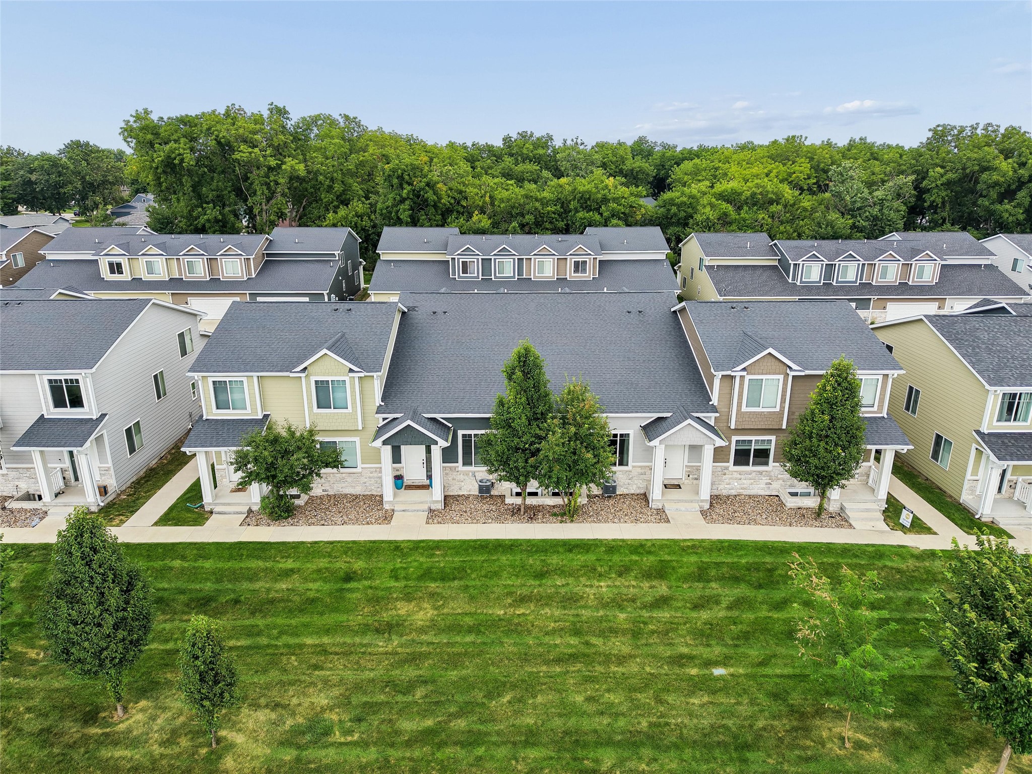 505 10th Street Property Photo 2