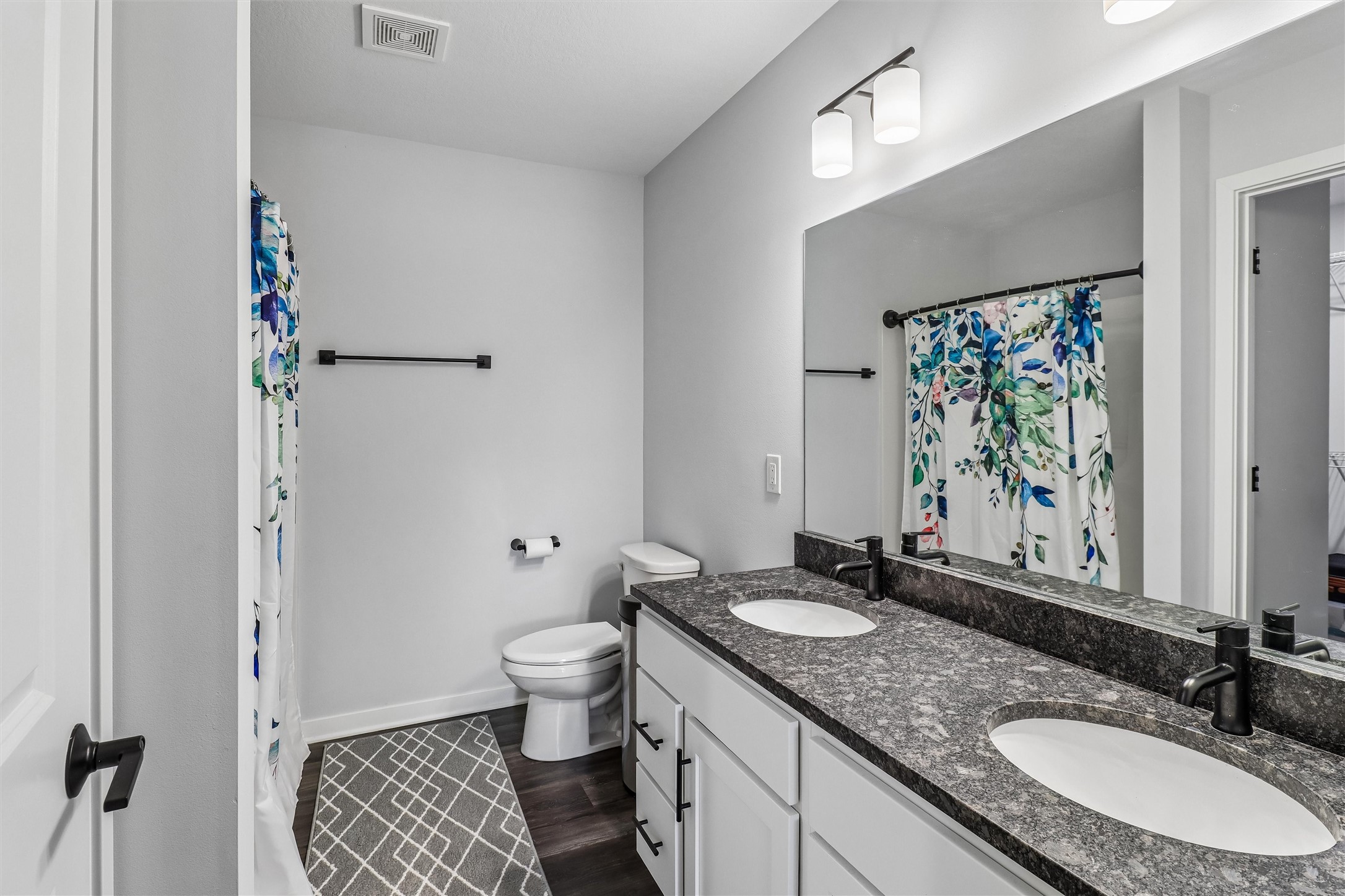 505 10th Street Property Photo 17