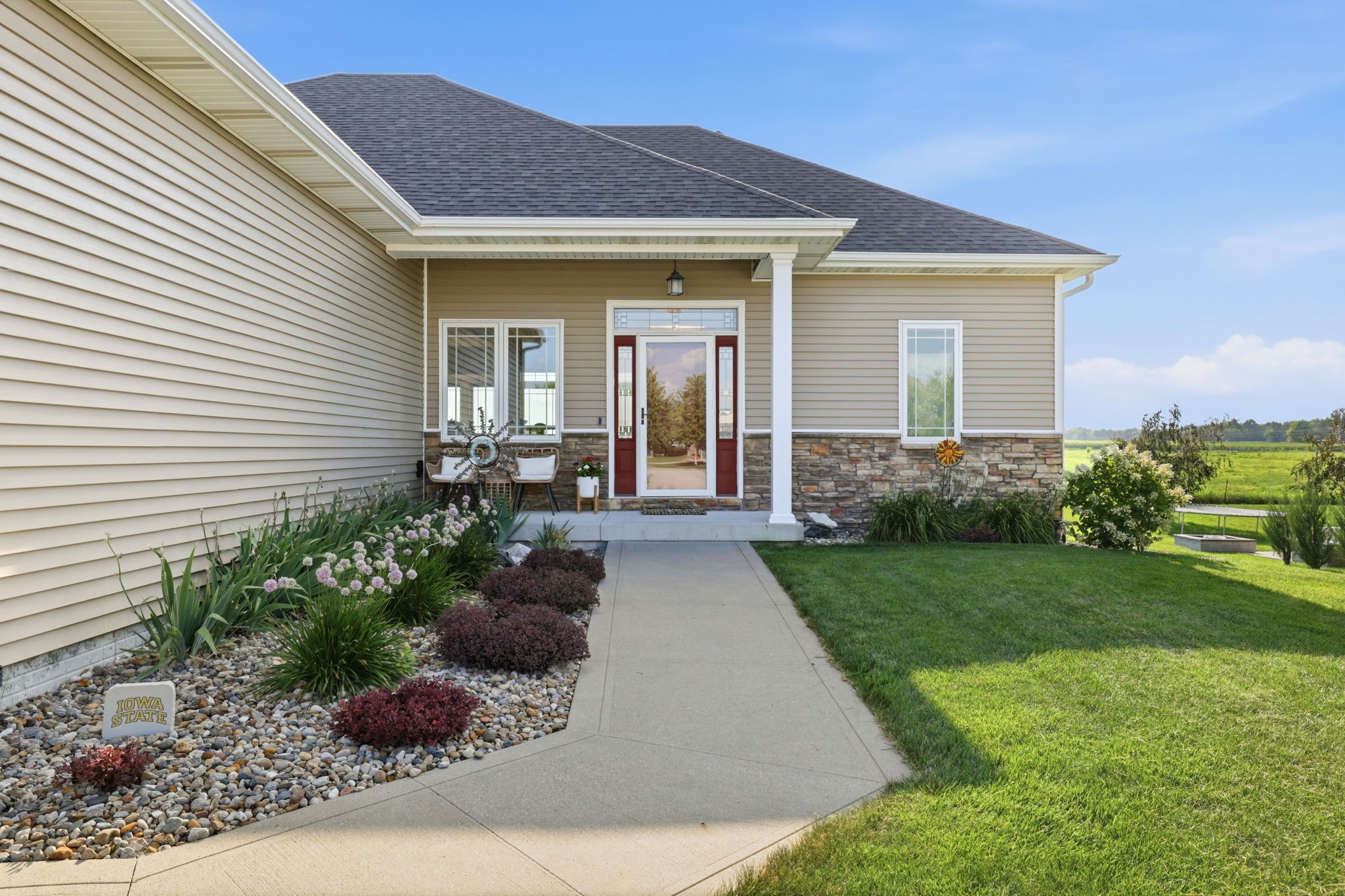 3401 Red Fox Road Property Photo 2