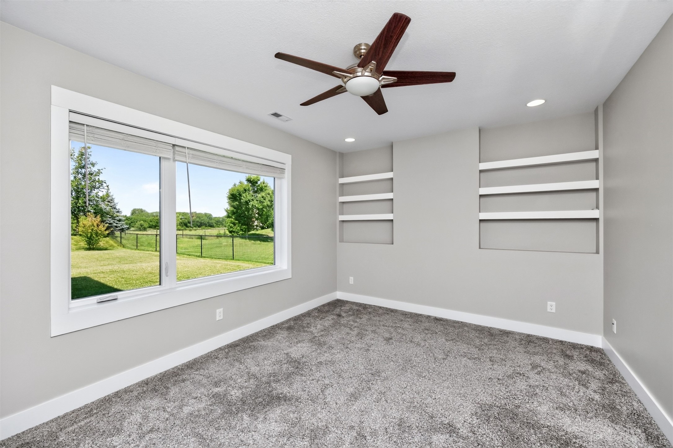 2012 Ne Park Drive Property Photo 24