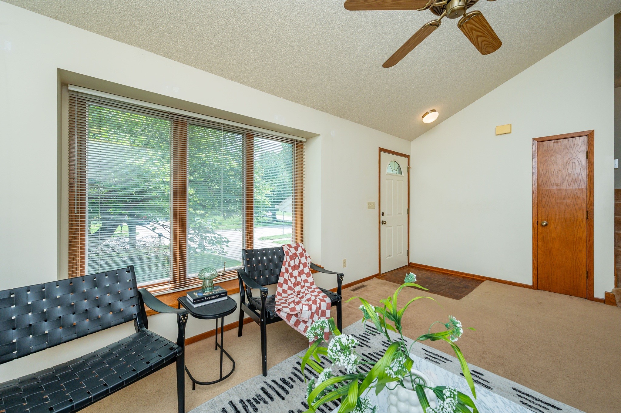 5935 Ashland Place Property Photo 3