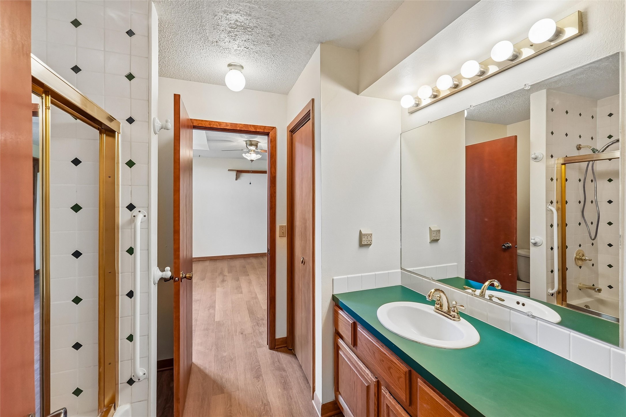 6856 Sharon Drive Property Photo 10