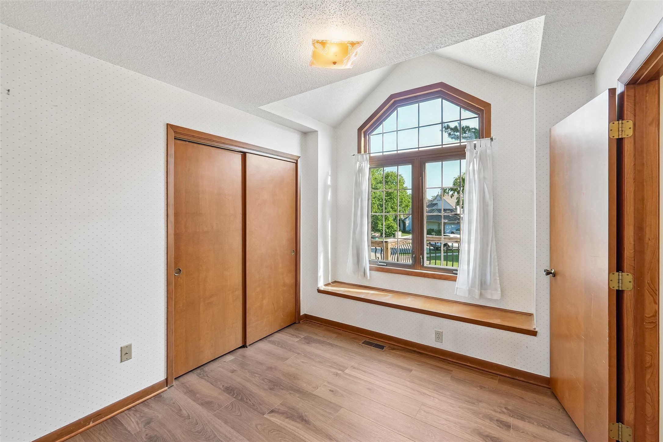 6856 Sharon Drive Property Photo 11