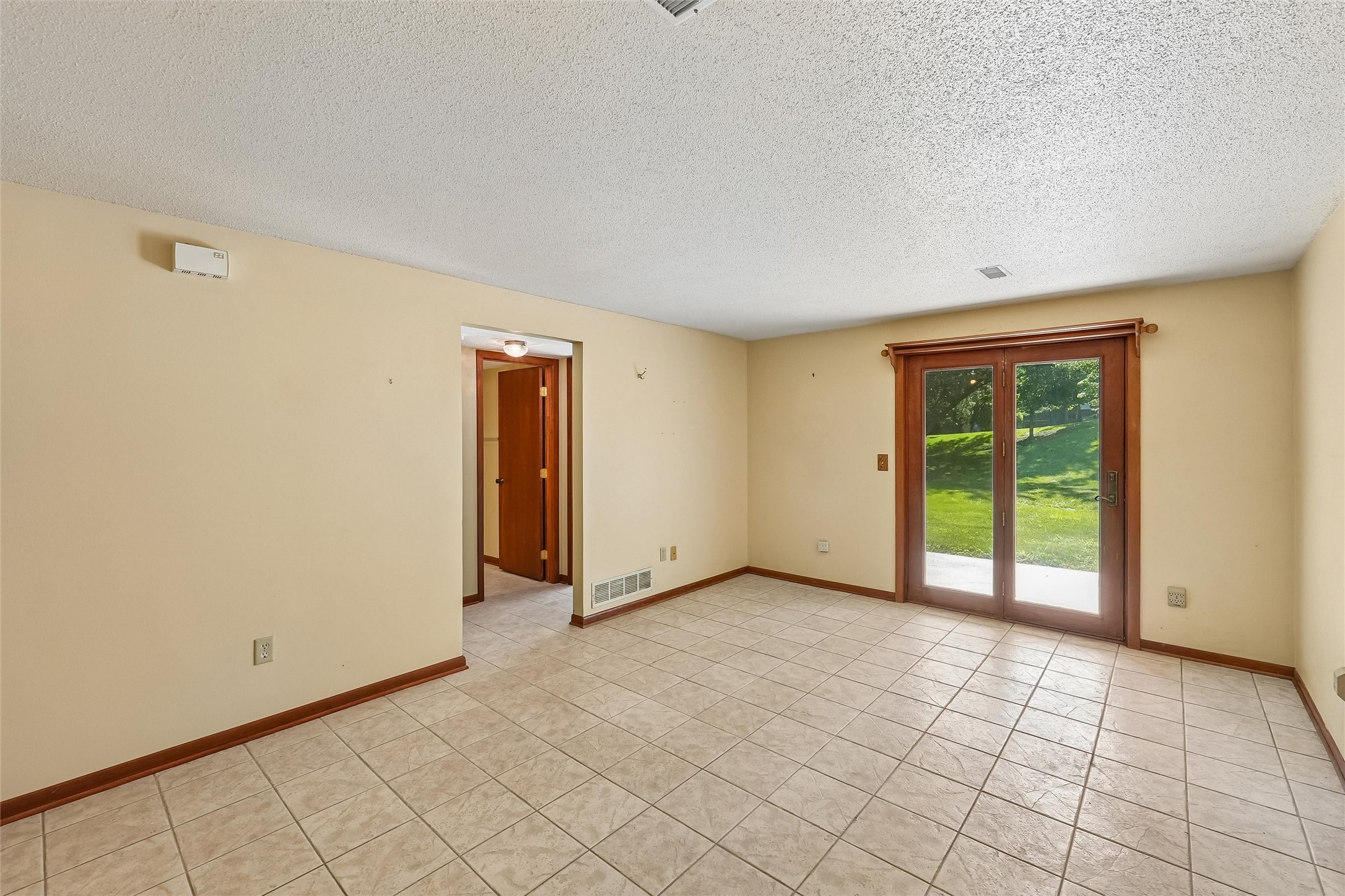 6856 Sharon Drive Property Photo 14