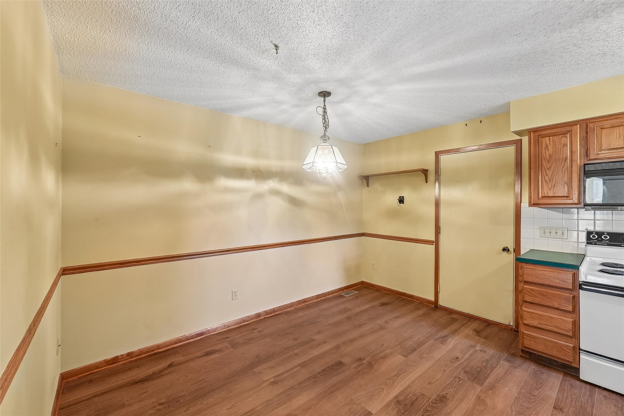 6856 Sharon Drive Property Photo 21