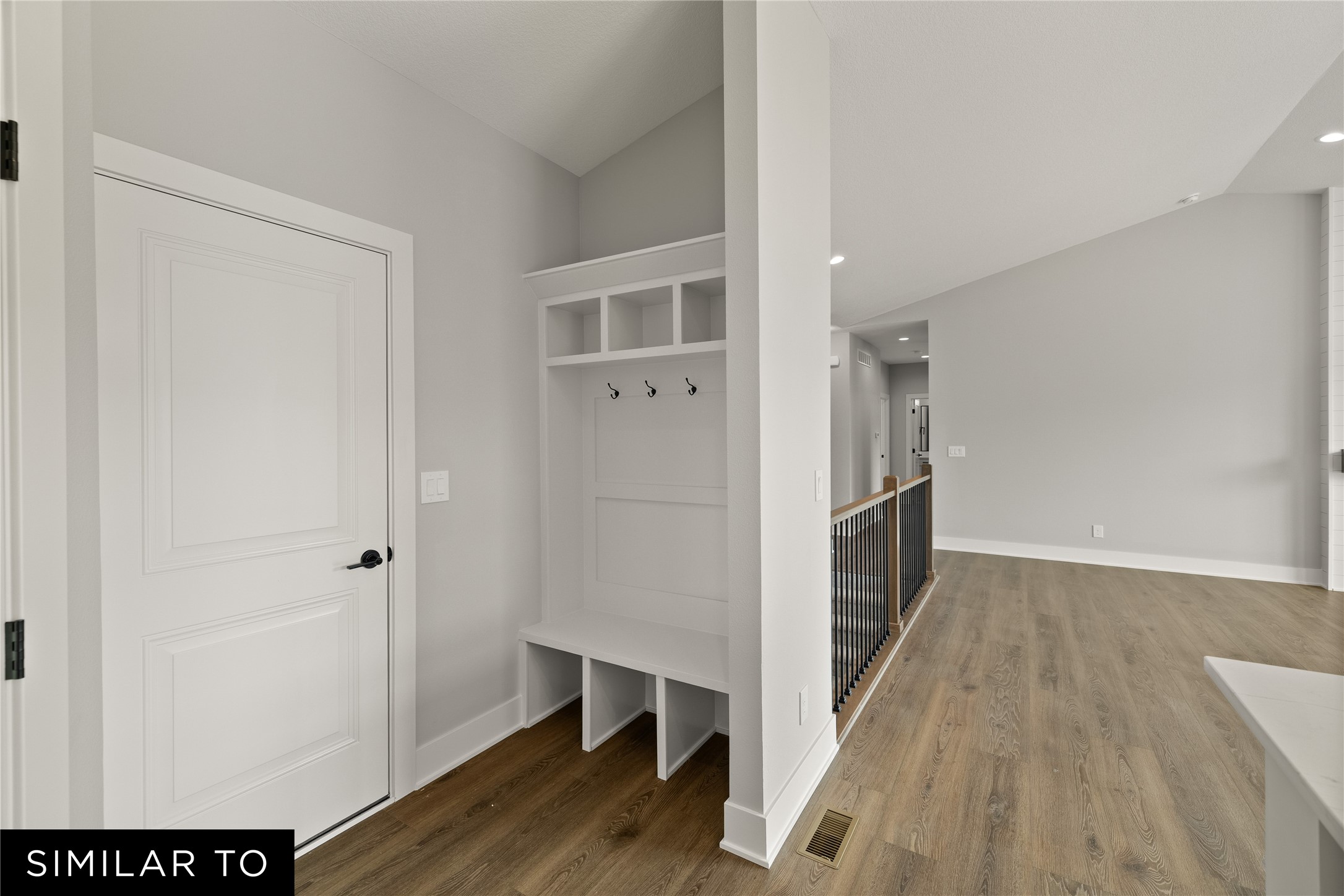4718 180th Street Property Photo 10
